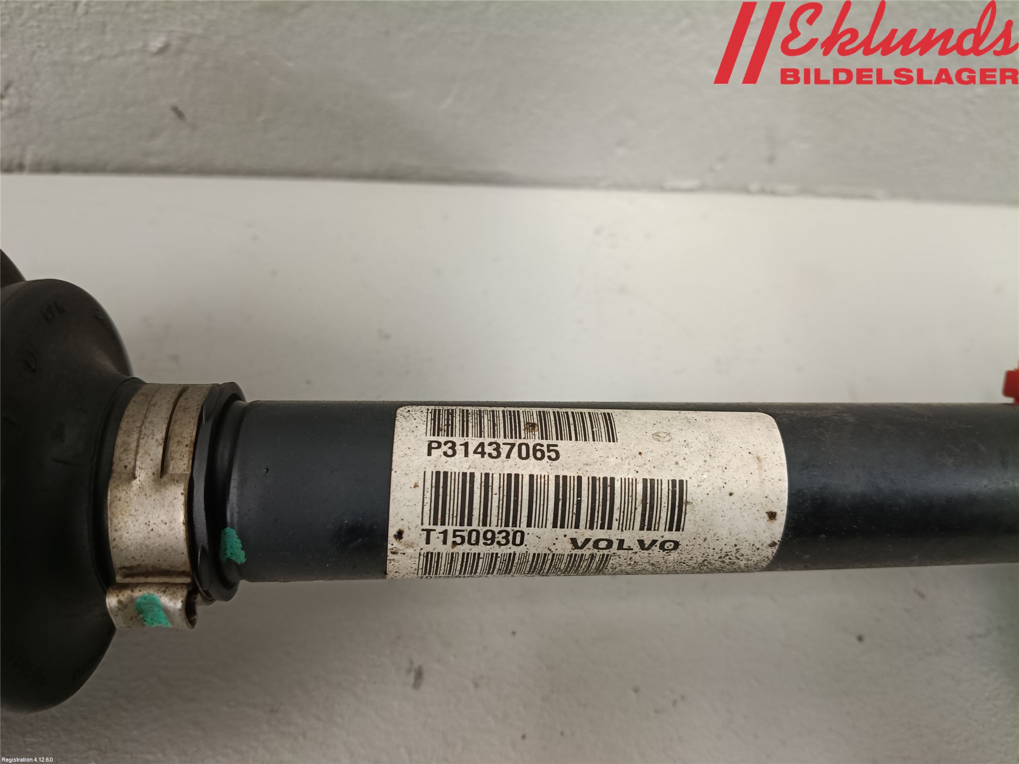 Volvo V40 12-19 Drivaxel Fram Vänster