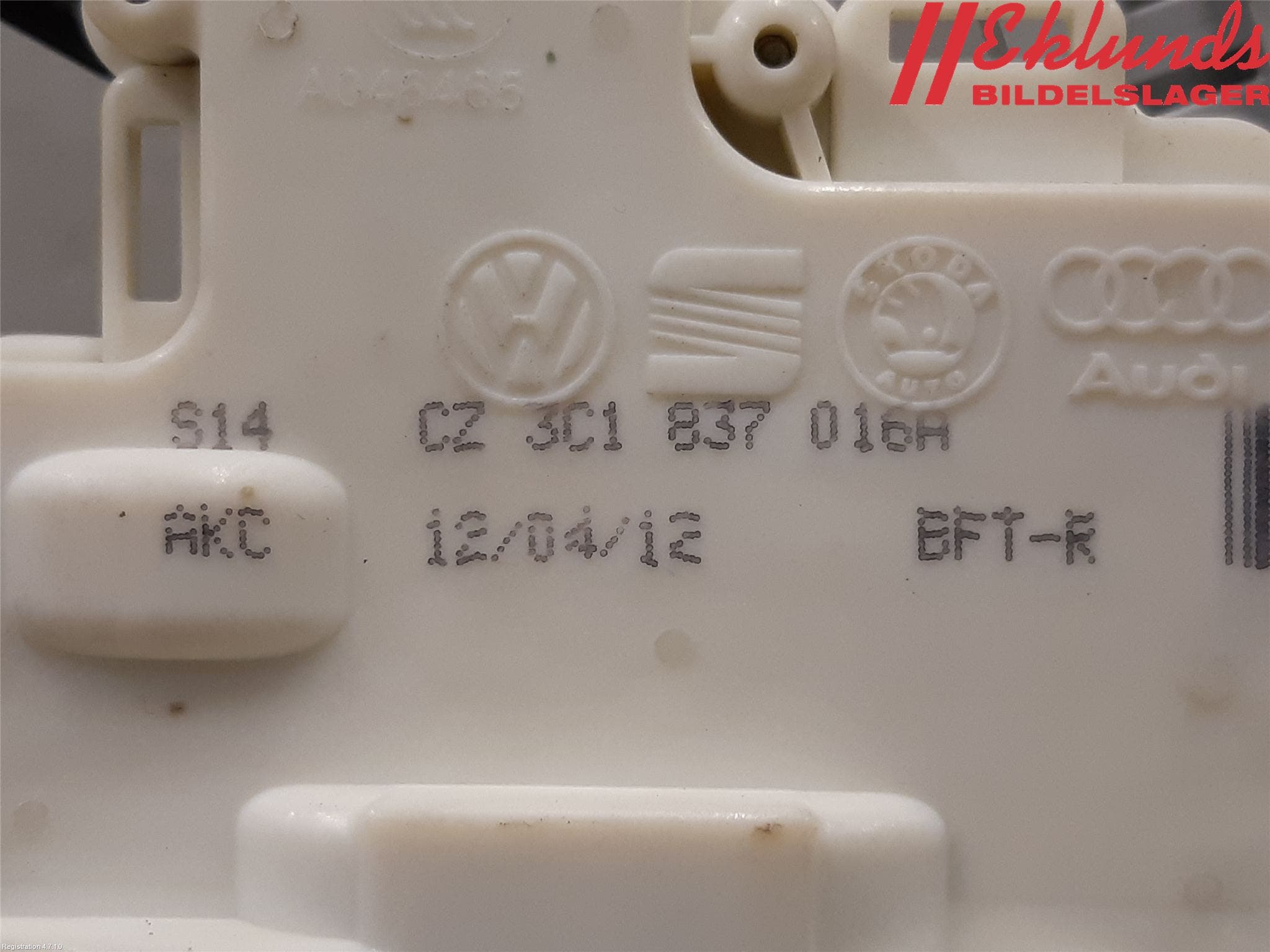 Volkswagen VW PASSAT 11-14 Låskista-Dörrlås