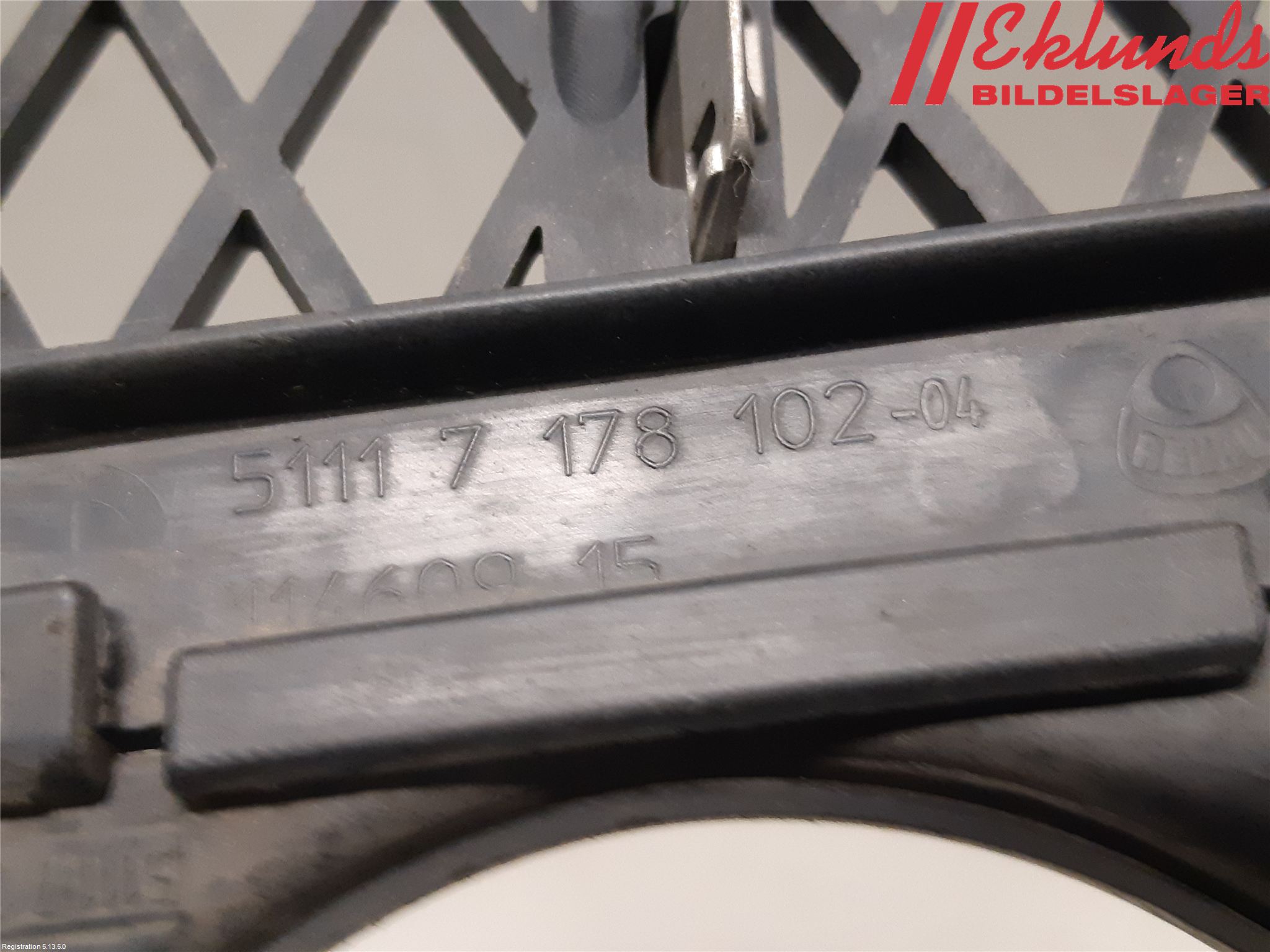 BMW 5 E60/61 Sed/Tou 02-10 Stöt Utfyllnad-List-Grill