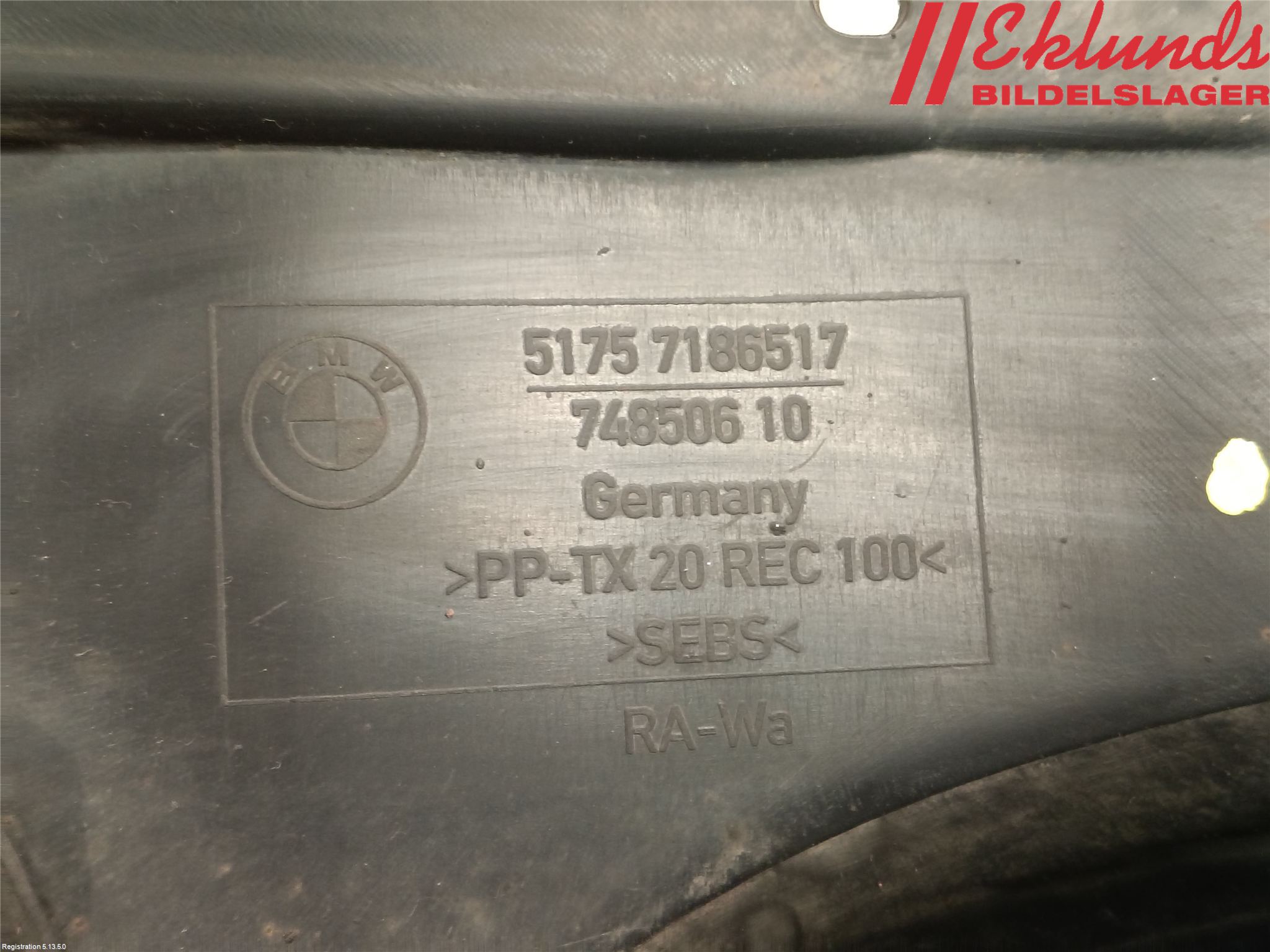 BMW 5 F10/F11/F18 09-17 Skärm Inner