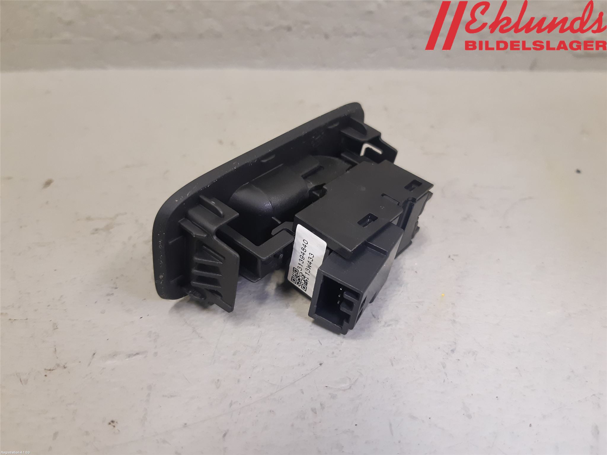 Volvo V40 12-19 Strömställare Elhiss