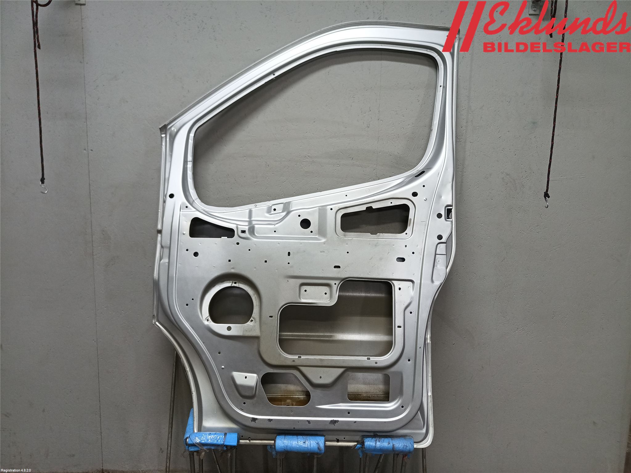 Opel VIVARO 01-14 Dörr Fram Höger