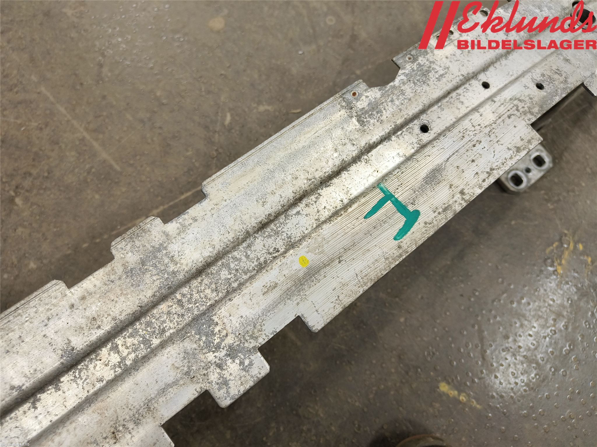 BMW 5 E60/61 Sed/Tou 02-10 Stötfångarbalk Fram