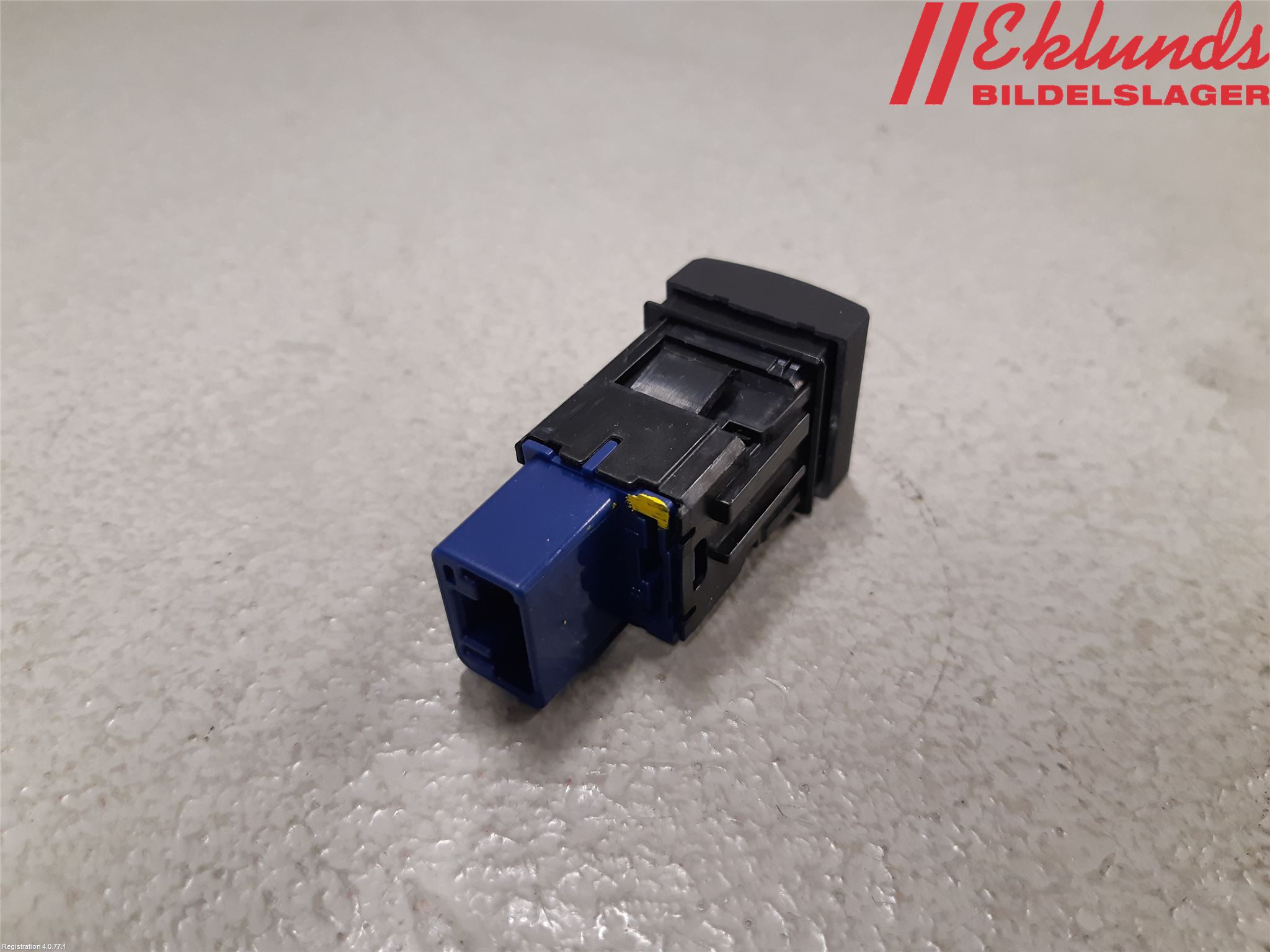 Toyota COROLLA 19- Strömställare Elruta