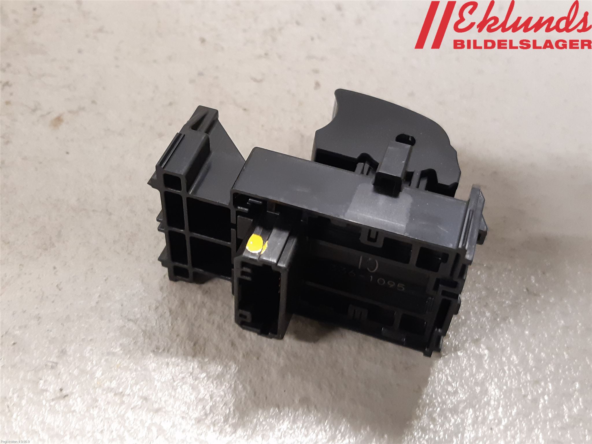 Toyota RAV4 19- Strömställare Elhiss