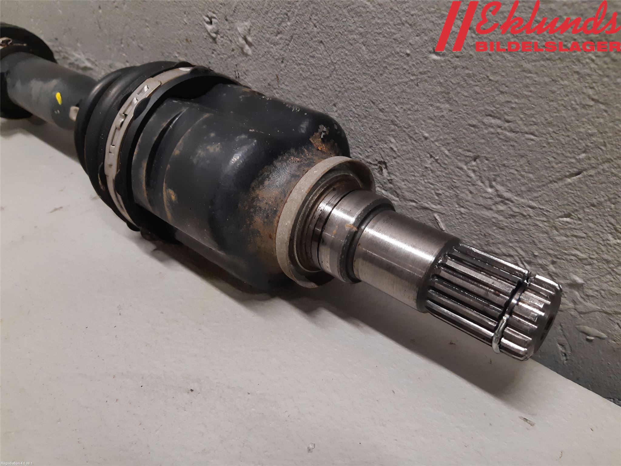Toyota AURIS 13-19 Drivaxel Fram Höger