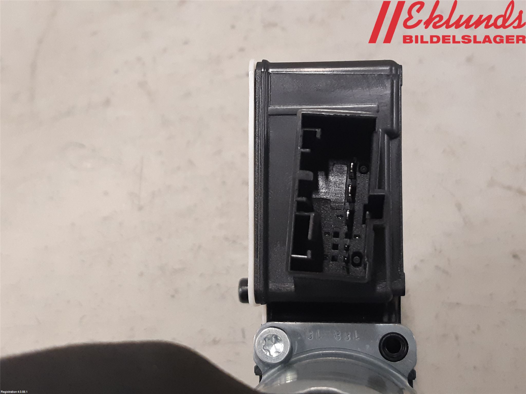 Seat ATECA 16->> Fönsterhissmotor