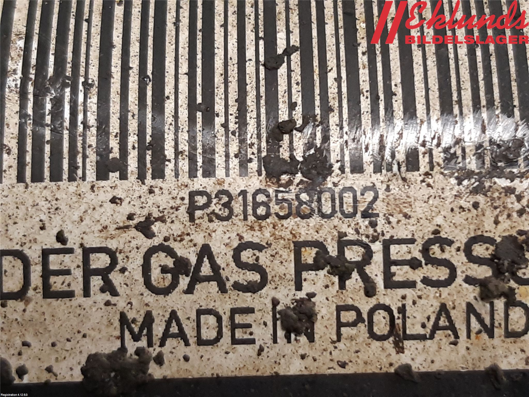 Volvo V90 17->> Fjäderben Fram Höger