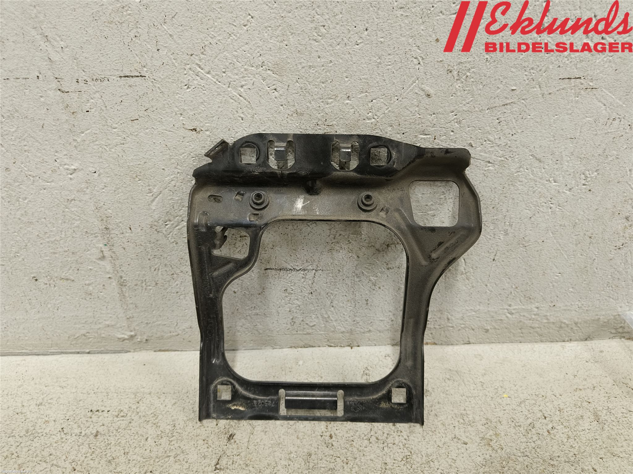 Peugeot 208 12-15 Front Övrigt