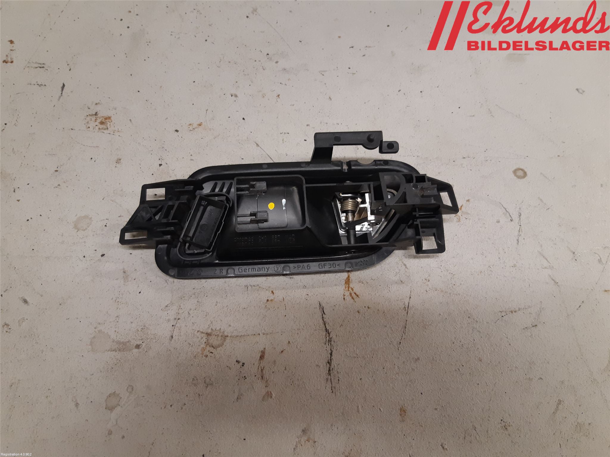Volkswagen VW AMAROK 2H 10-22 Dörrhandtag Inre Hö