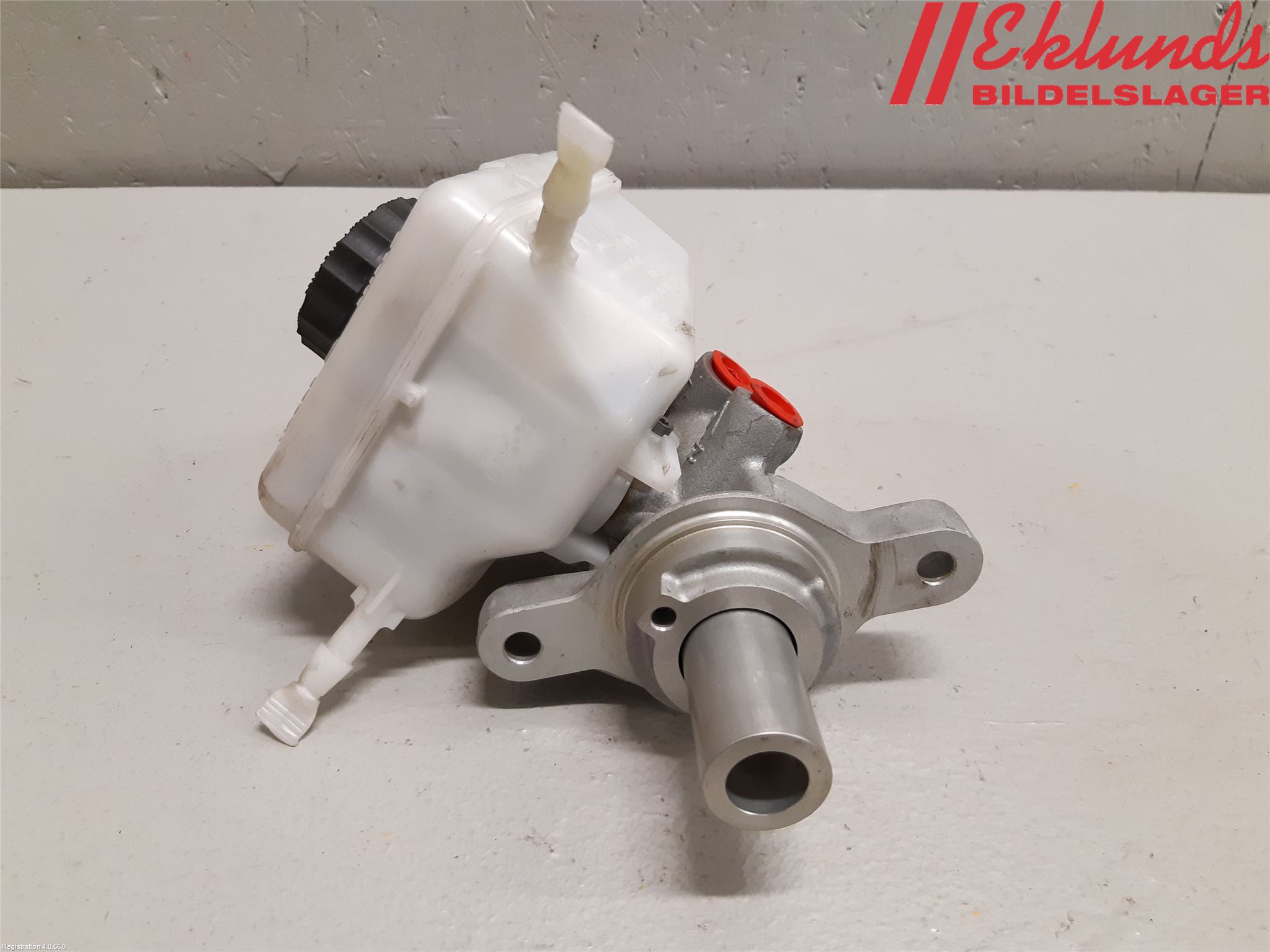 BMW 4 F32/F33/F82/F83 13-20 Broms Huvudcylinder