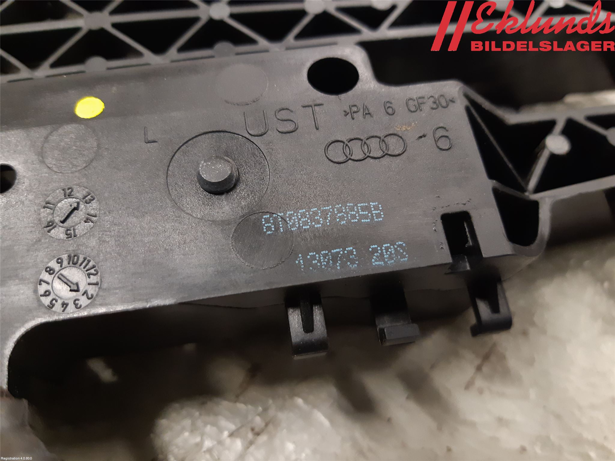 Audi A4 ALLROAD 09-16 Dörrhandtag Yttre Vä