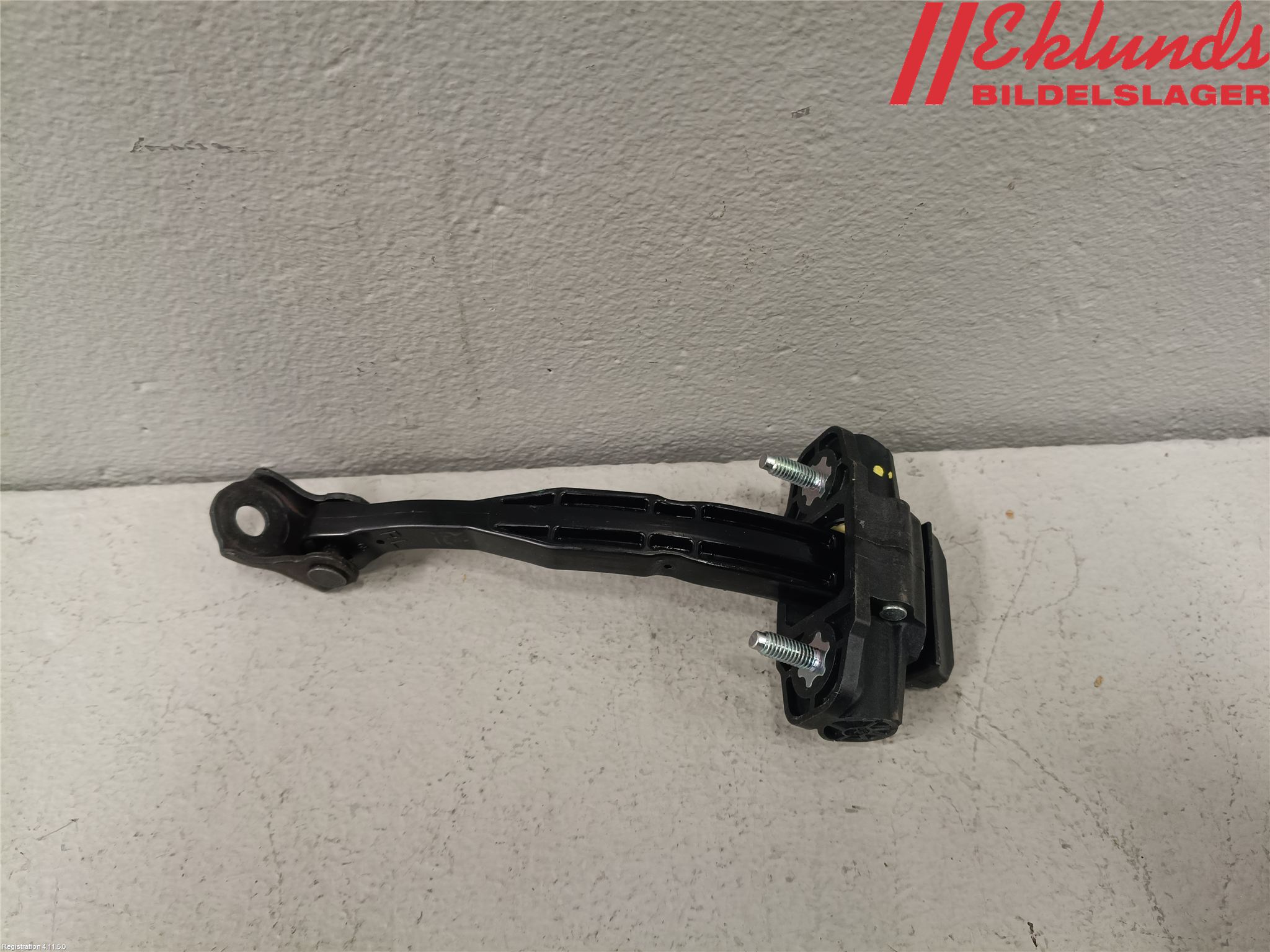 Tesla MODEL Y 21- Dörrstopp