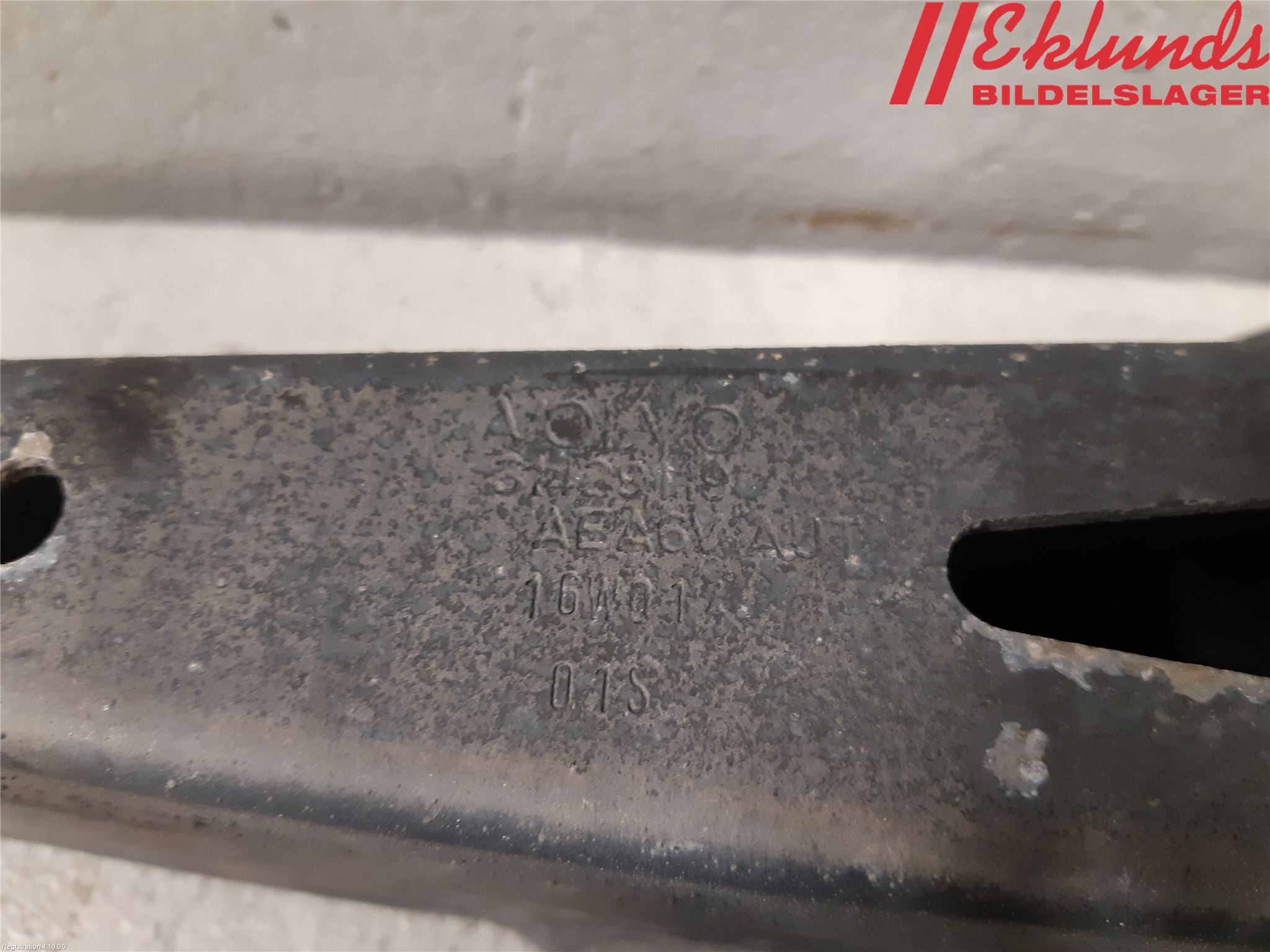 Volvo V70 14-16 Bärarm Bak Vänster