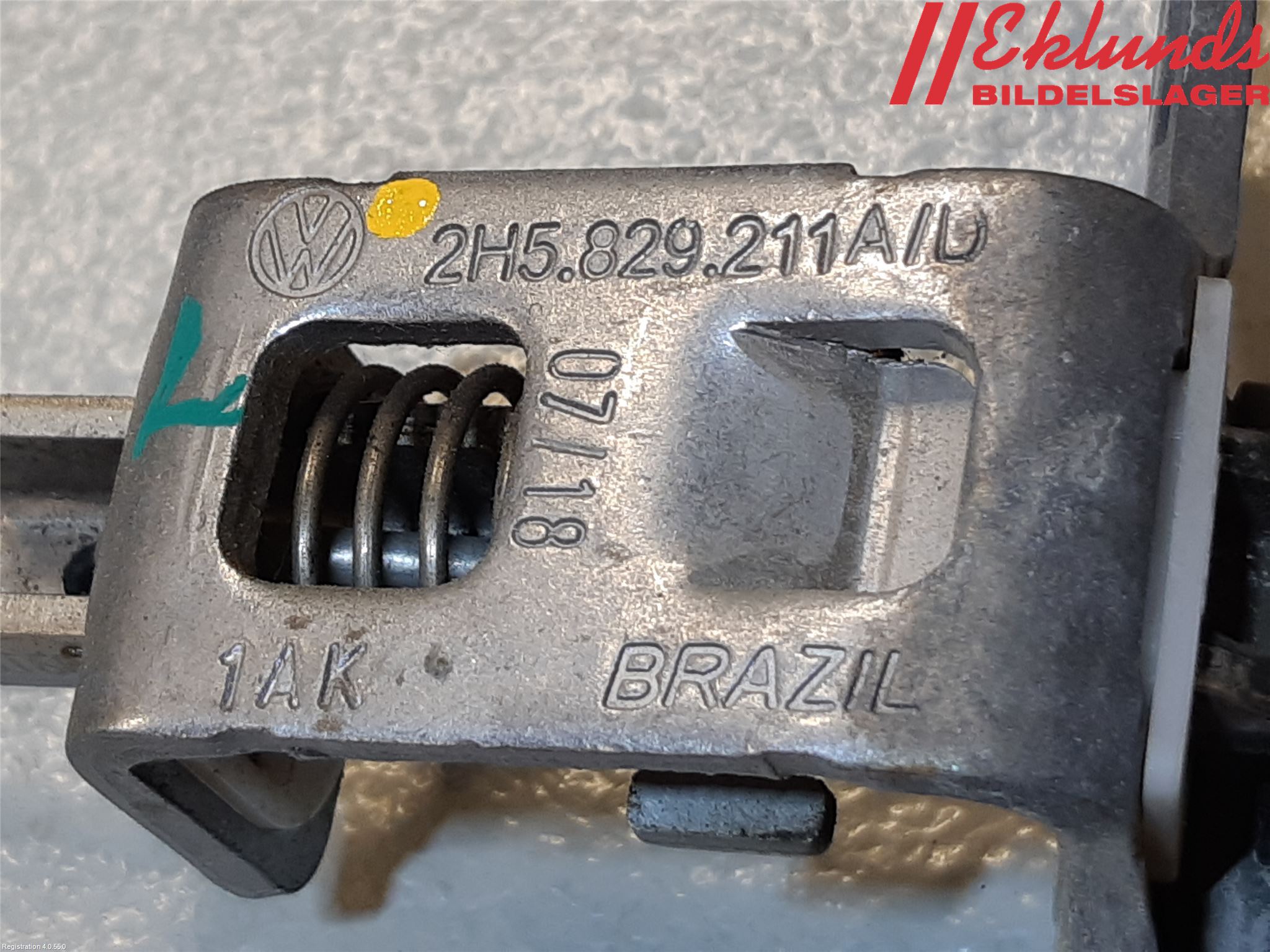 Volkswagen VW AMAROK 2H 10-22 Lås-Bakluckelås