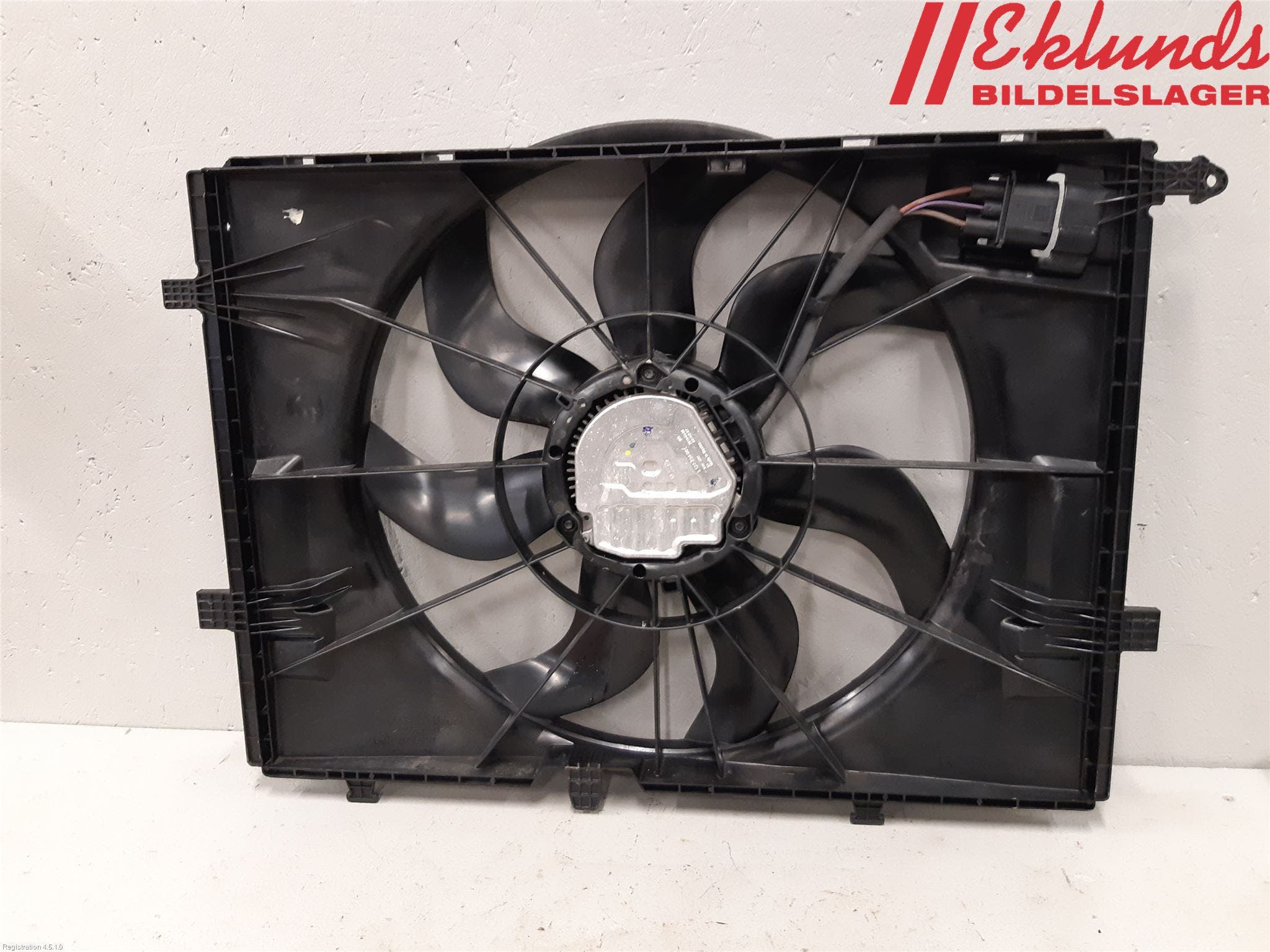 Mercedes-Benz MB C-KLASS (W205) 14-21 Kylfläkt El