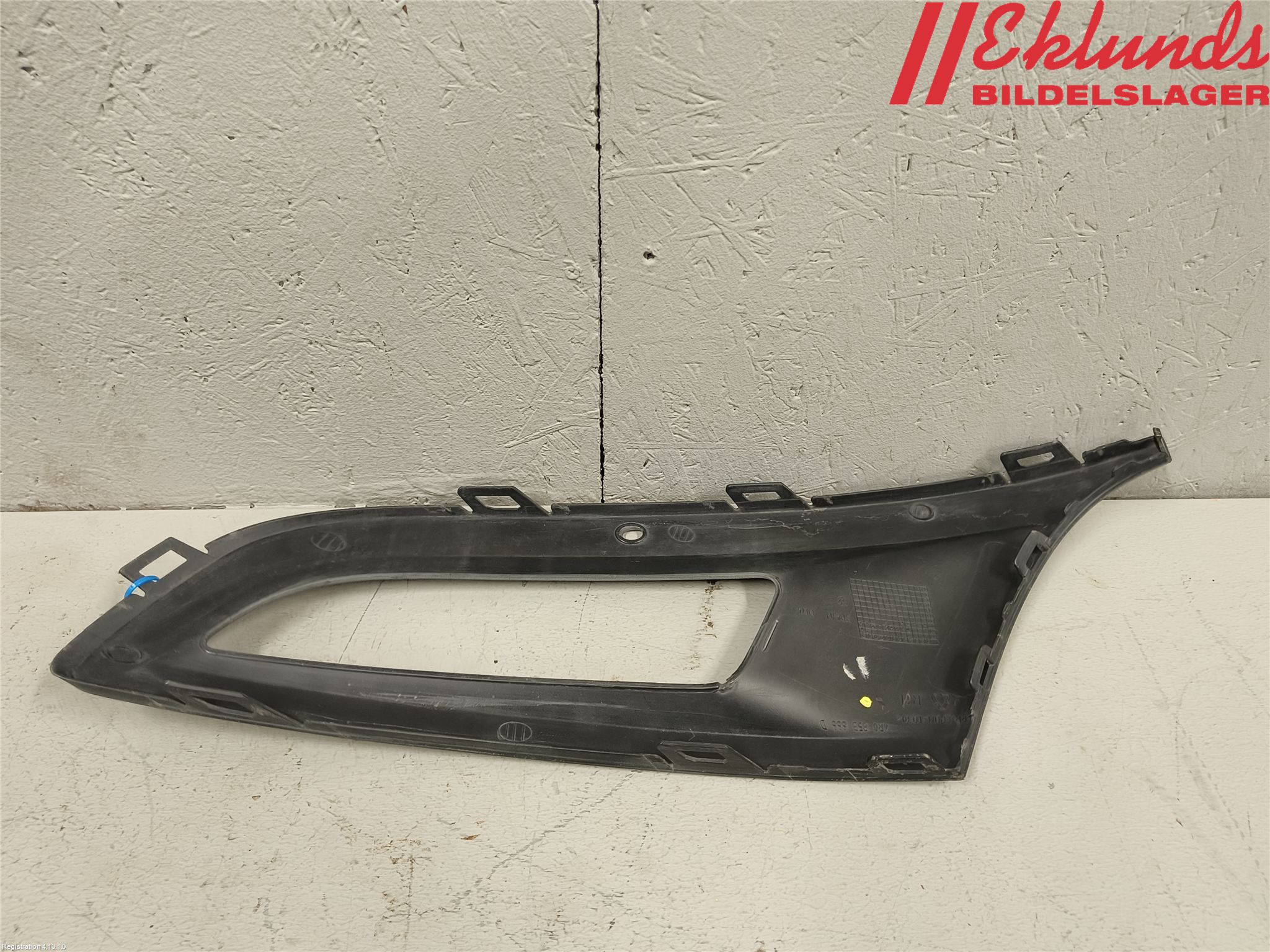 Volkswagen VW POLO 10-17 Dimljussarg Fram