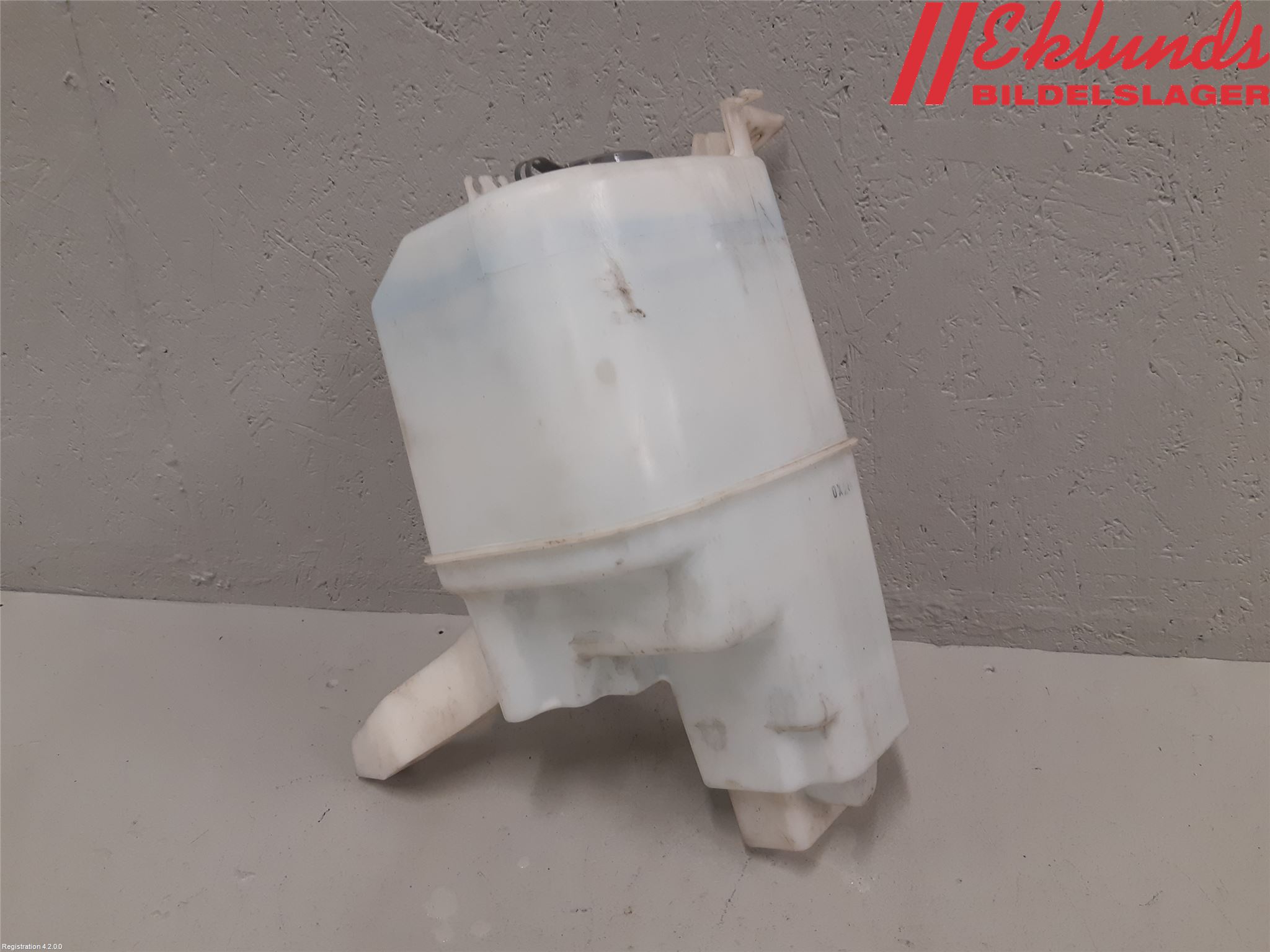 Nissan NV200/NV200 COMBI Spolartank Vindruta