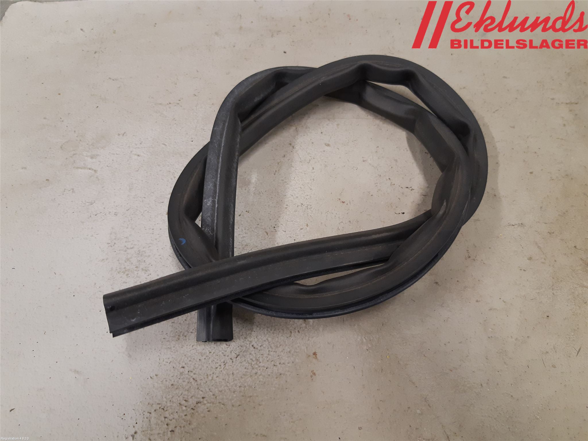 Volvo XC90/RECHARGE 16- Huvisolering