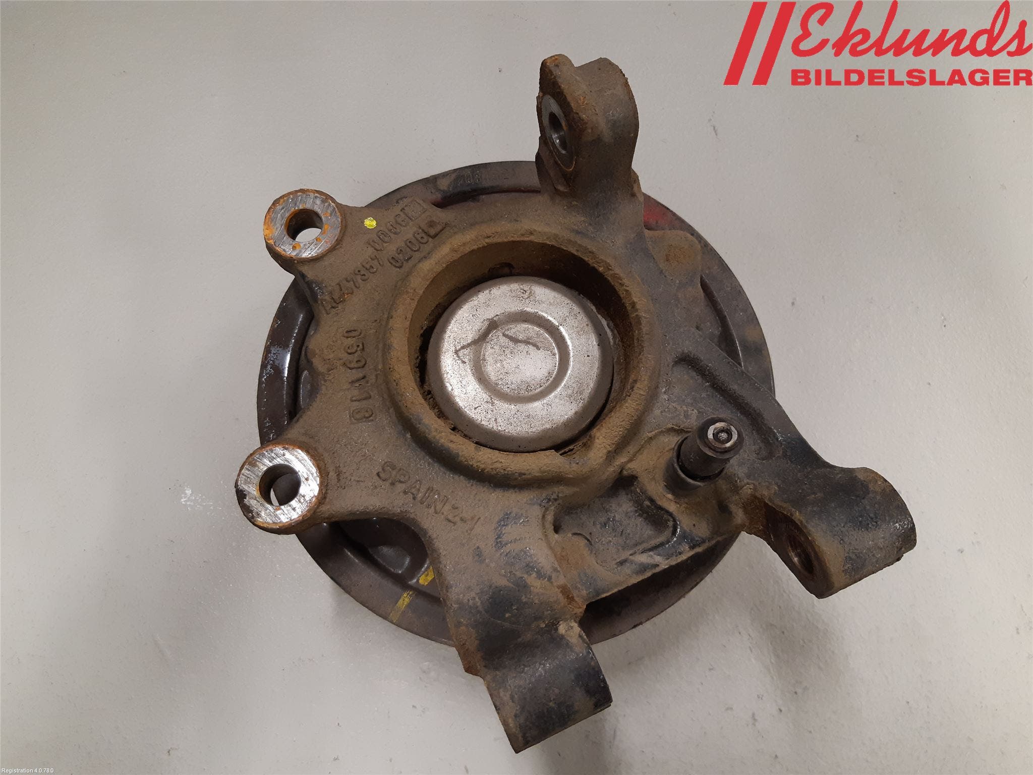 Mercedes-Benz MB VITO/V-KLASS (W640,W447,W448) 14- Hjullagerhus-Spindel Vä B