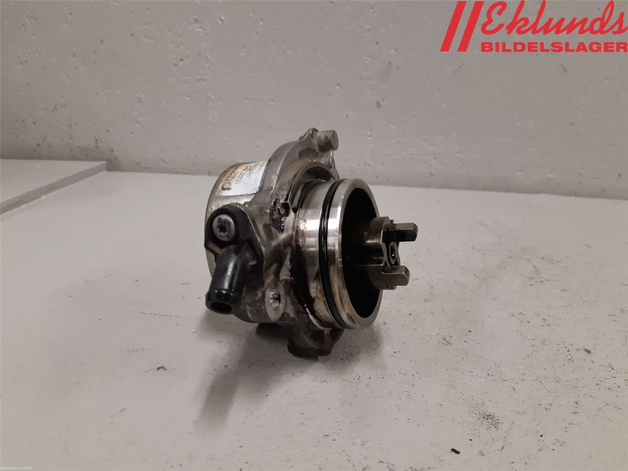 BMW 5 E60/61 Sed/Tou 02-10 Vakuumpump