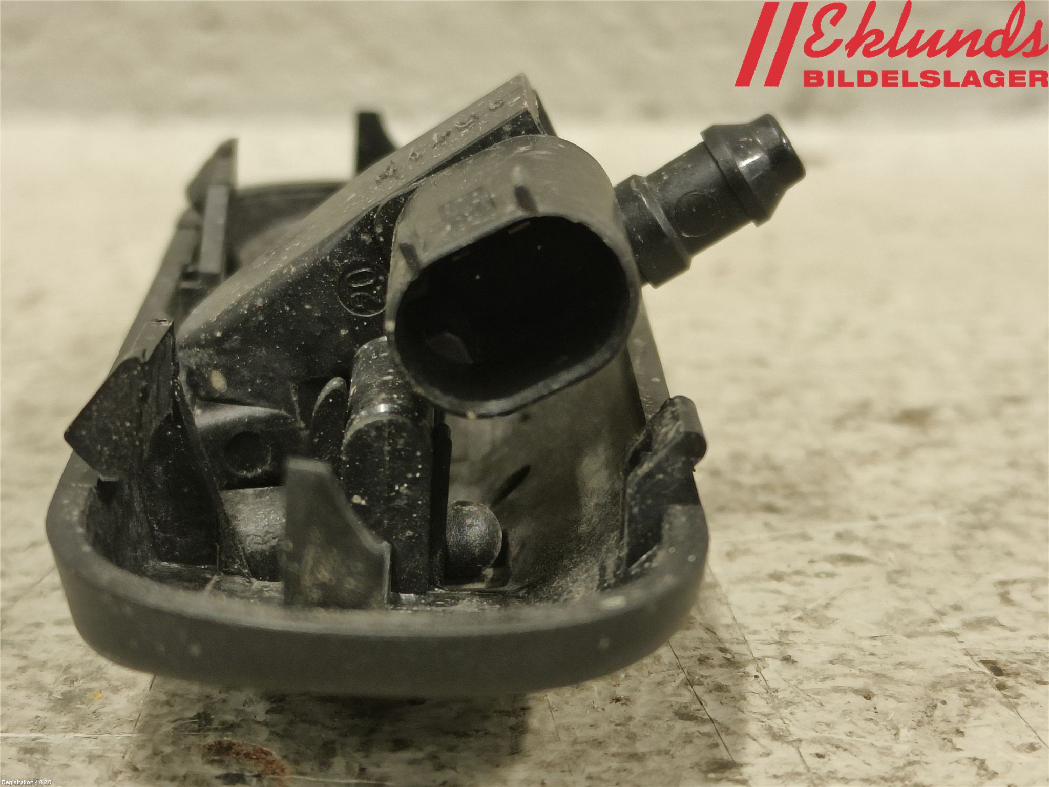 Volkswagen VW PASSAT 15-19 Spolarmunstycke Rutor