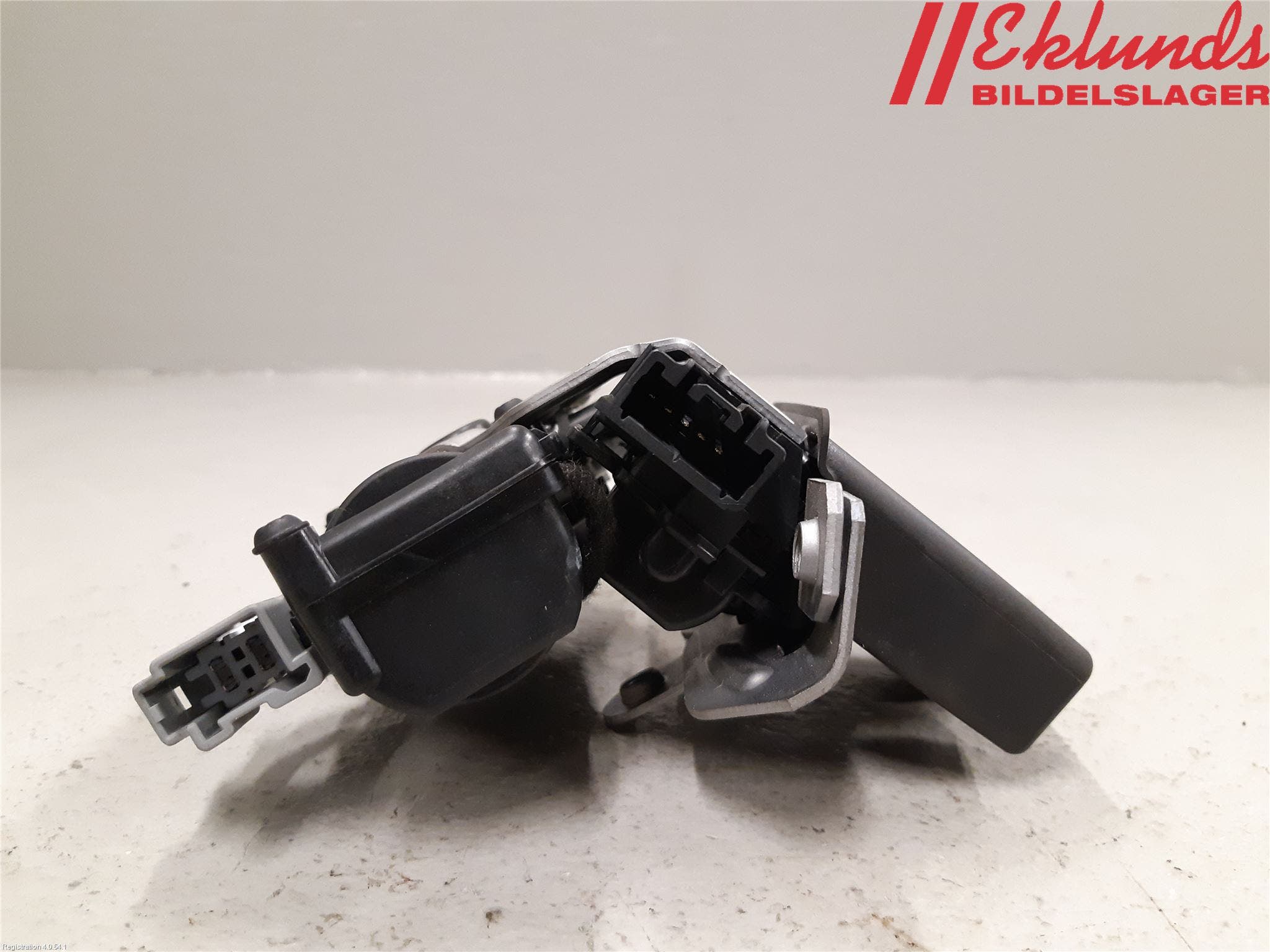 Ford MONDEO 15-22 Låskista Baklucka