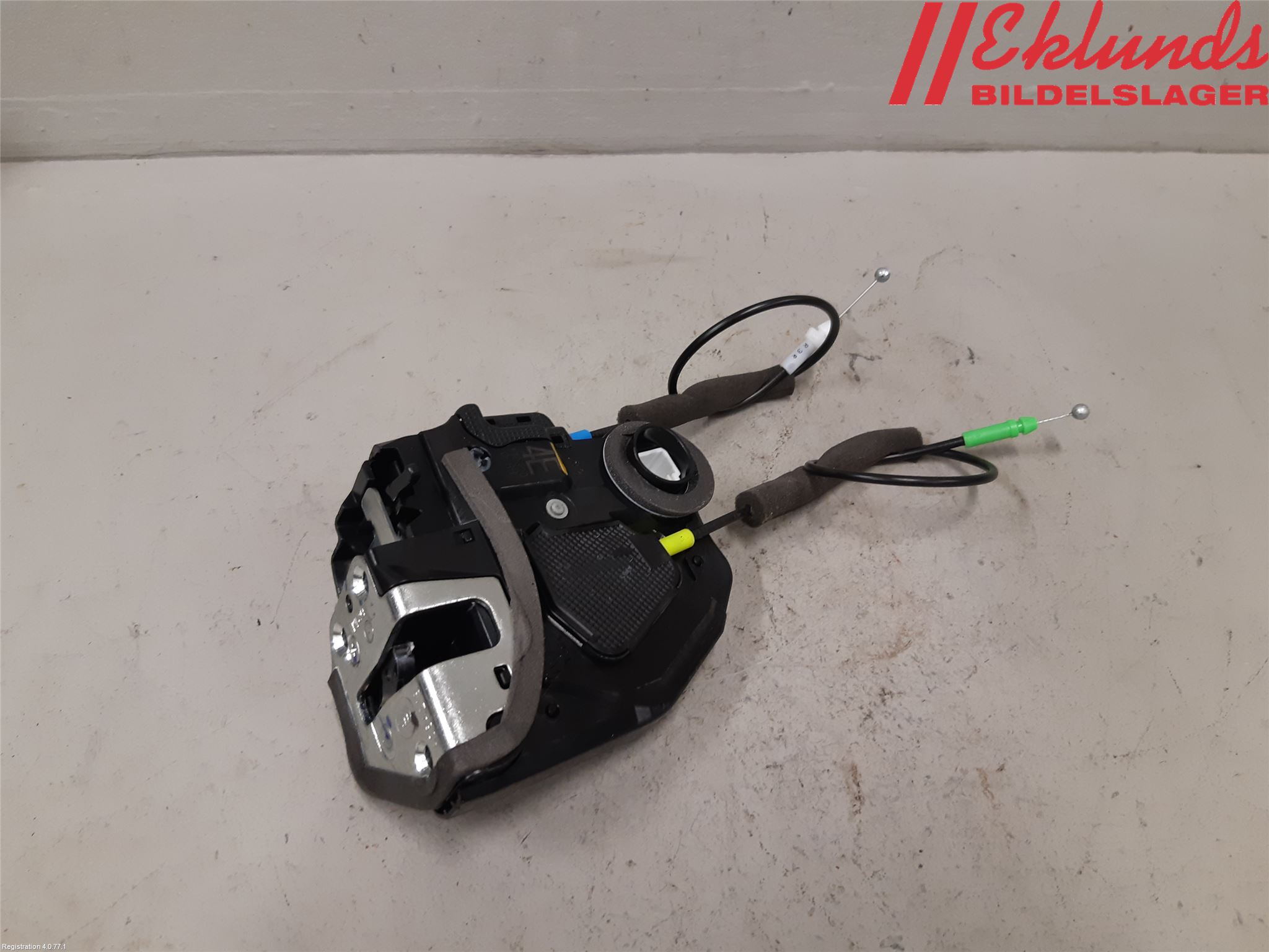 Toyota COROLLA 19- Låskista-Dörrlås