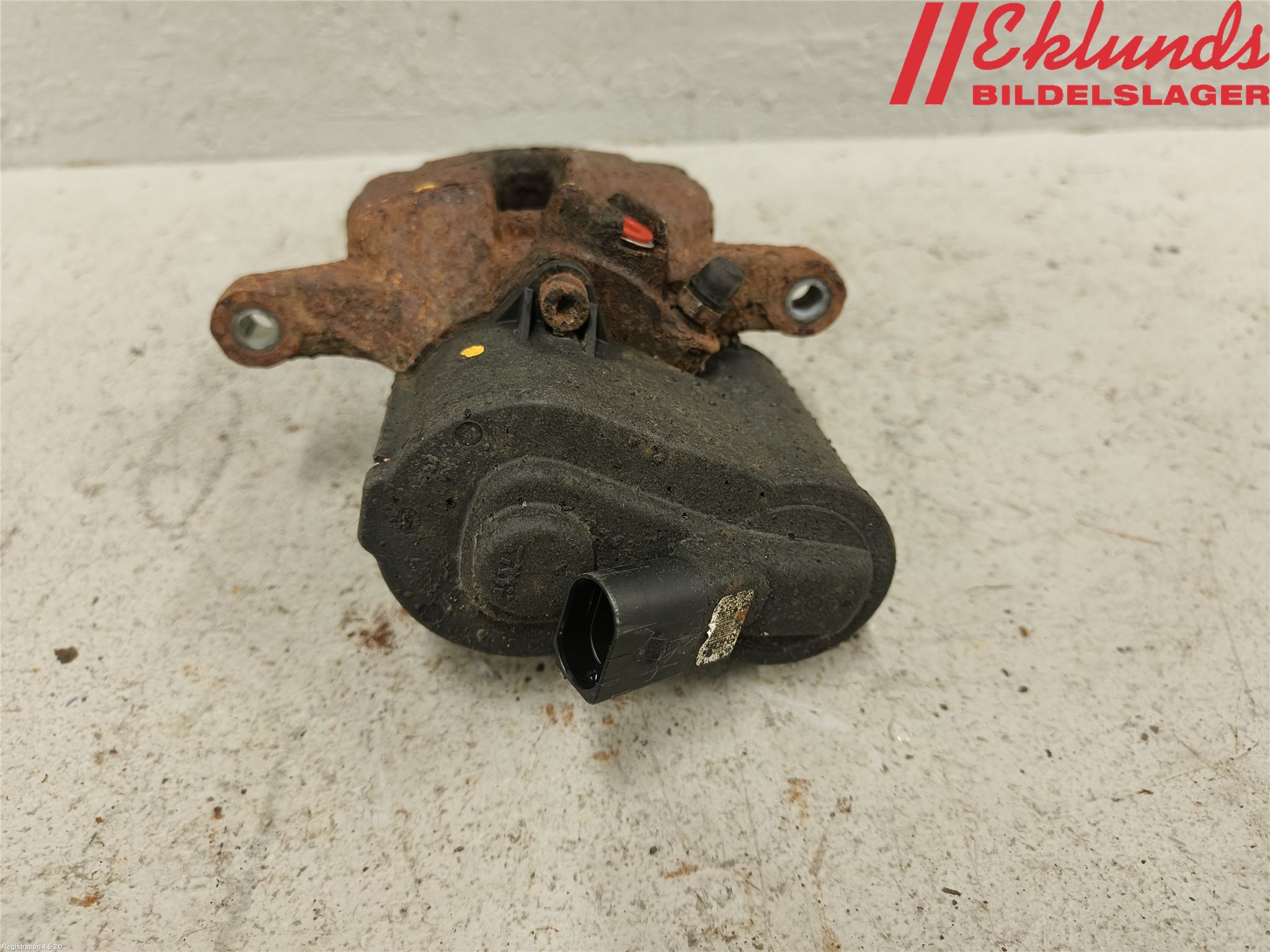 Volkswagen VW PASSAT 11-14 Bromsok Bak Höger