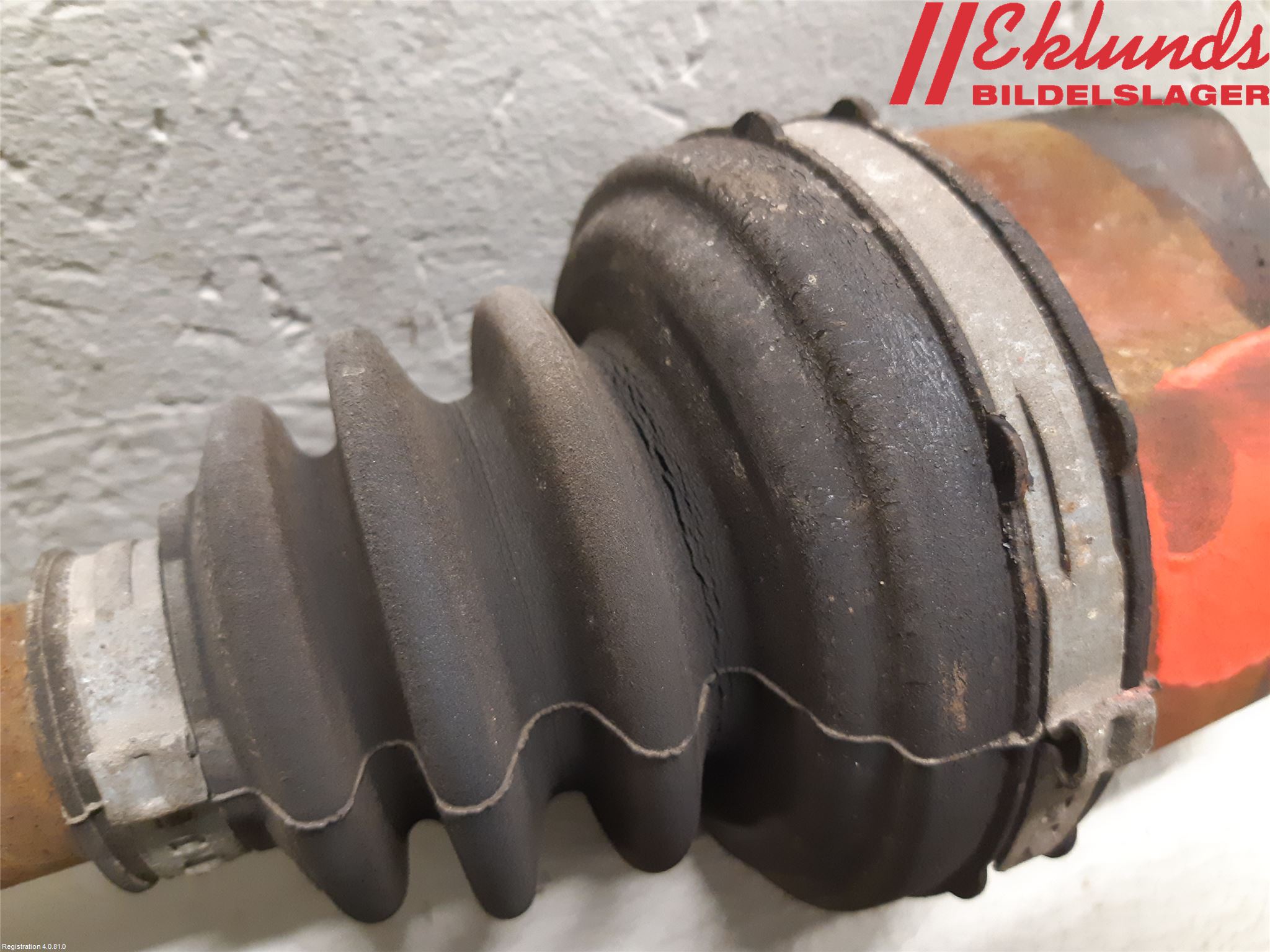 Volvo V70 08-13 Drivaxel Fram Vänster