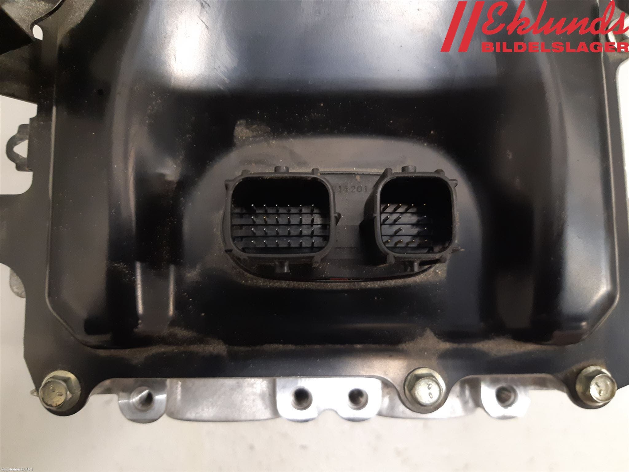 Toyota YARIS XP21 20- Inverter Hybrid