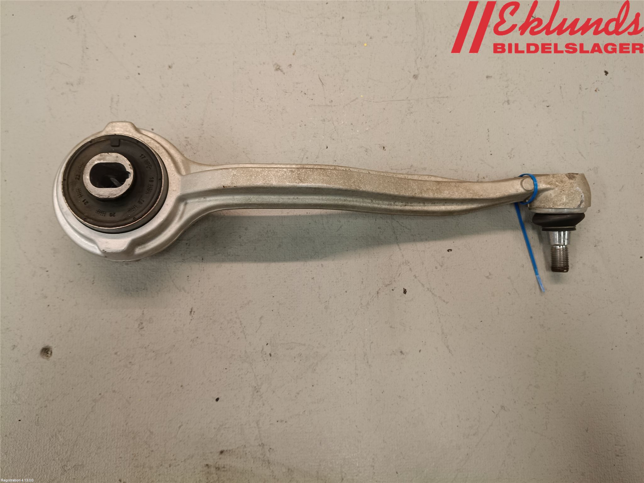 Mercedes-Benz MB C-KLASS (W204) 07-15 Bärarm Fram Undre Hö