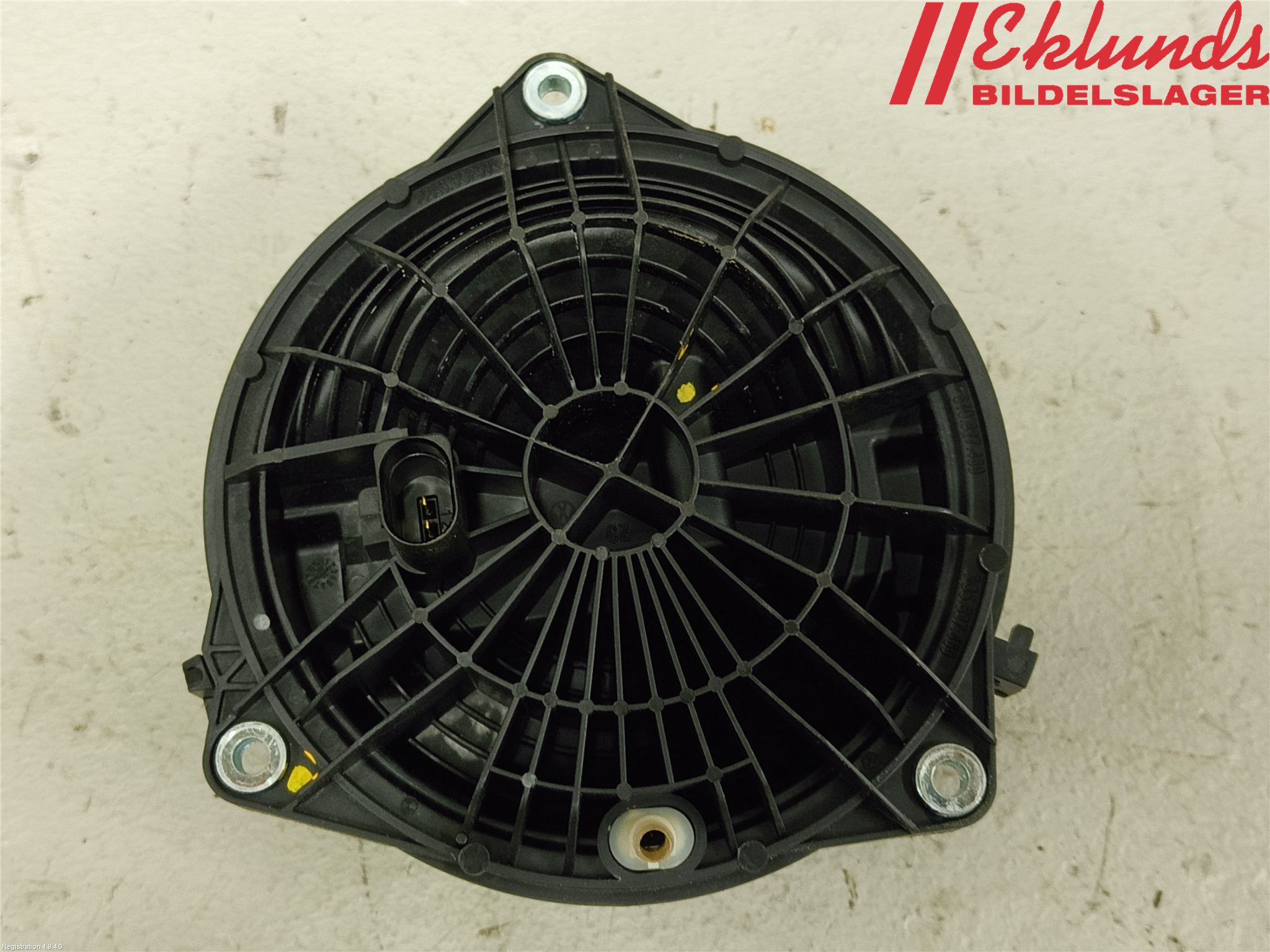 Volkswagen VW GOLF SPORTSVAN 15-20 Bakluckehandtag
