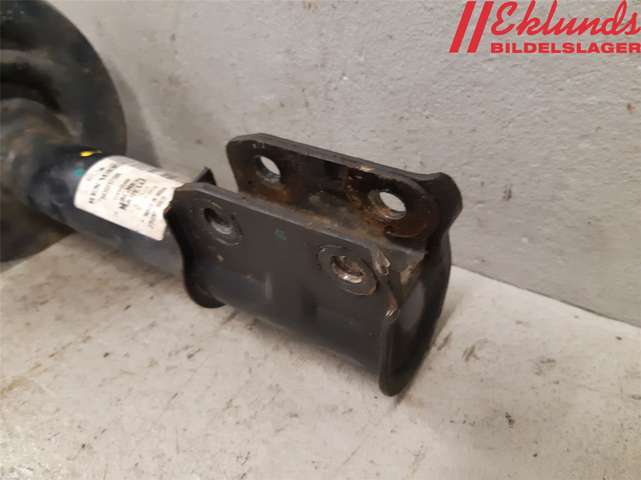 Dacia DOKKER 13- Fjäderben Fram Höger