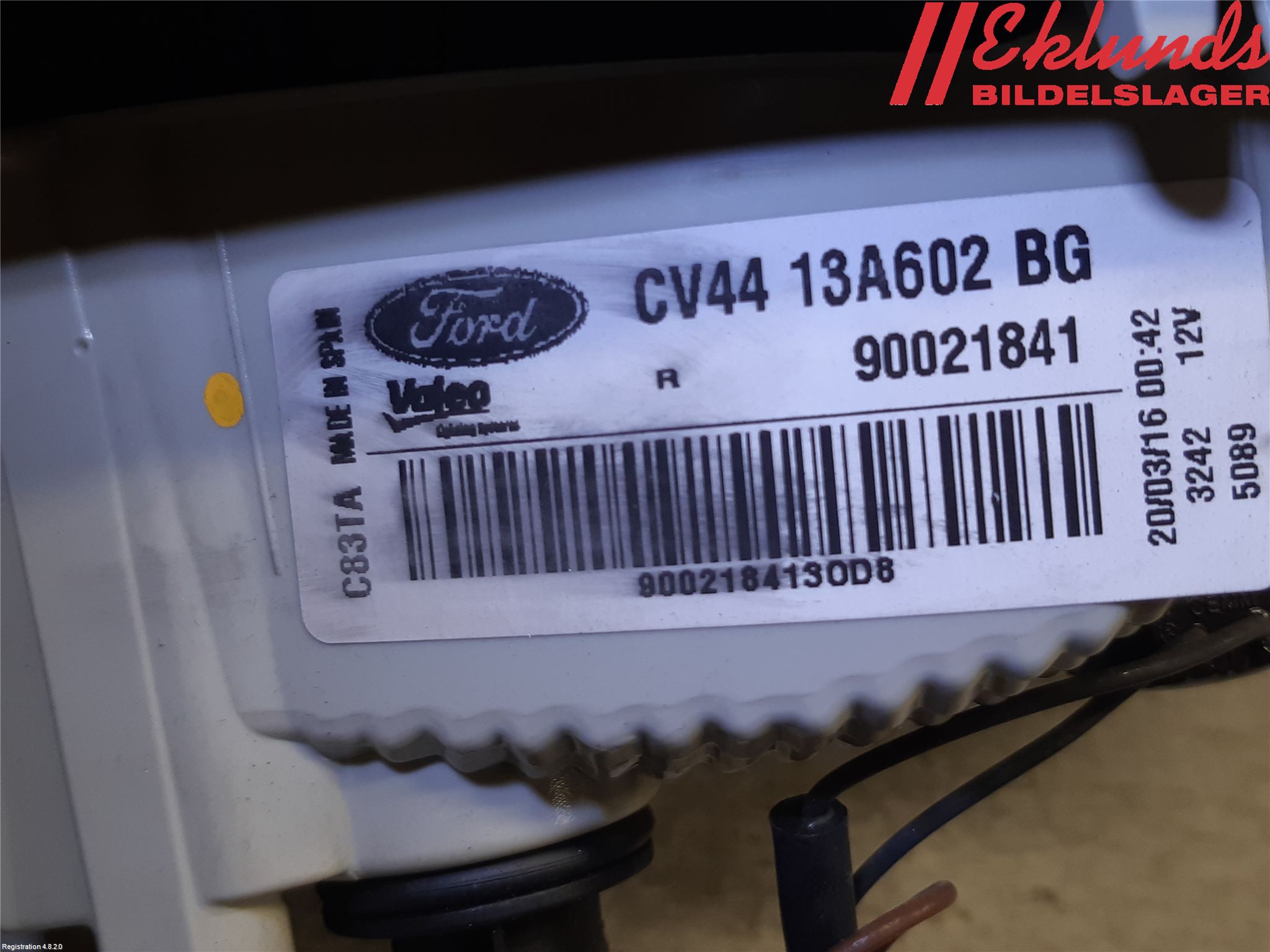 Ford KUGA 13-16 Bakljus Lucka Hö