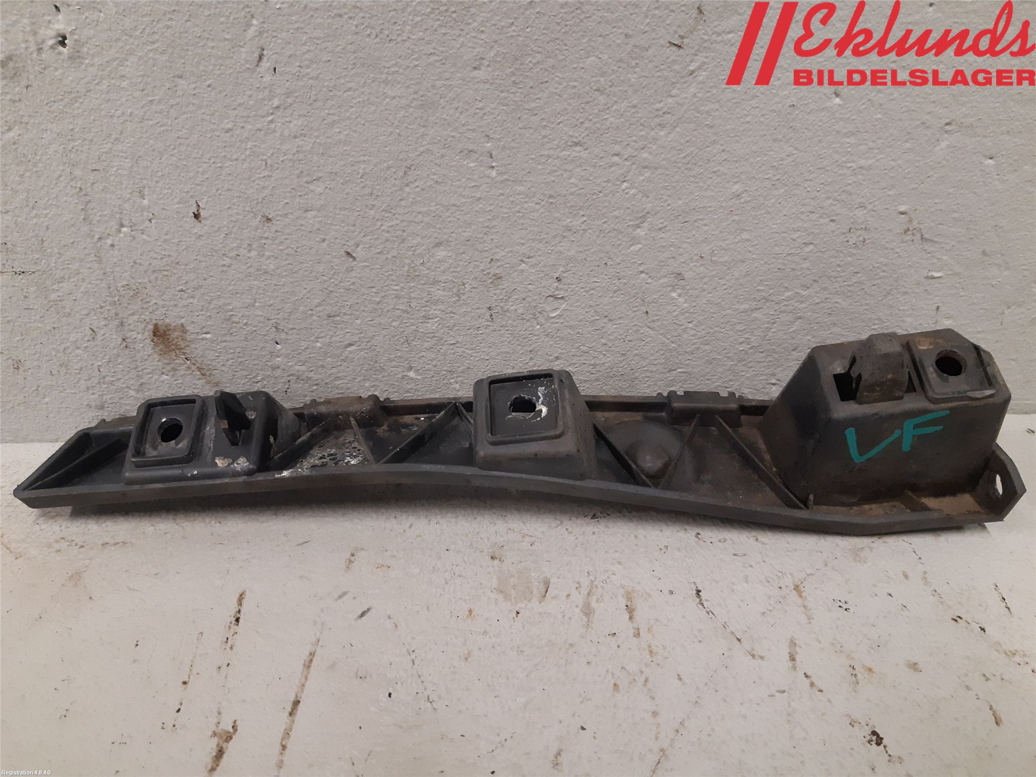 Ford MUSTANG VI 15-22 Skärmfäste Fram Vä