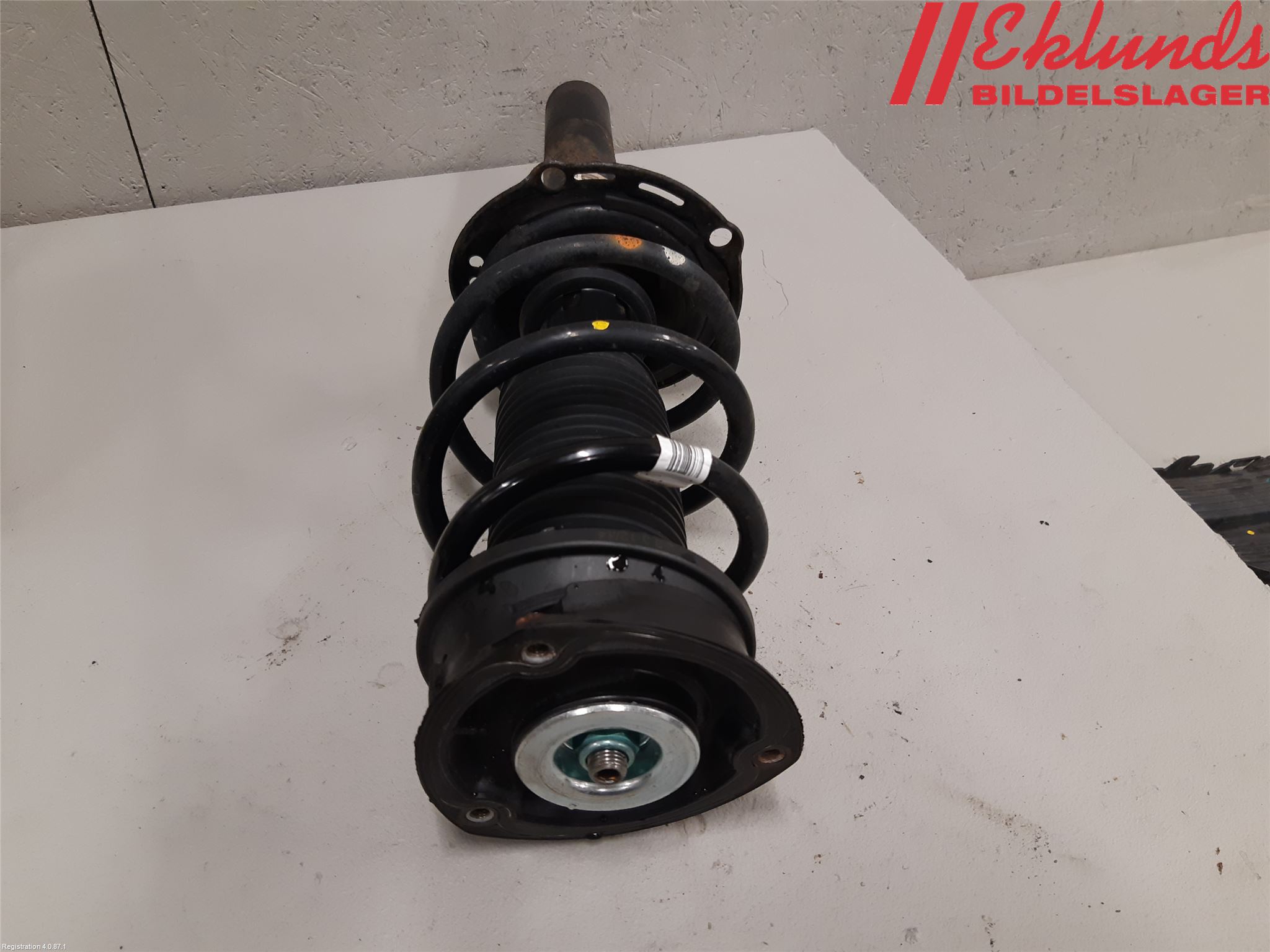 Audi A3/S3 8V 13-20 Fjäderben Fram Vänster