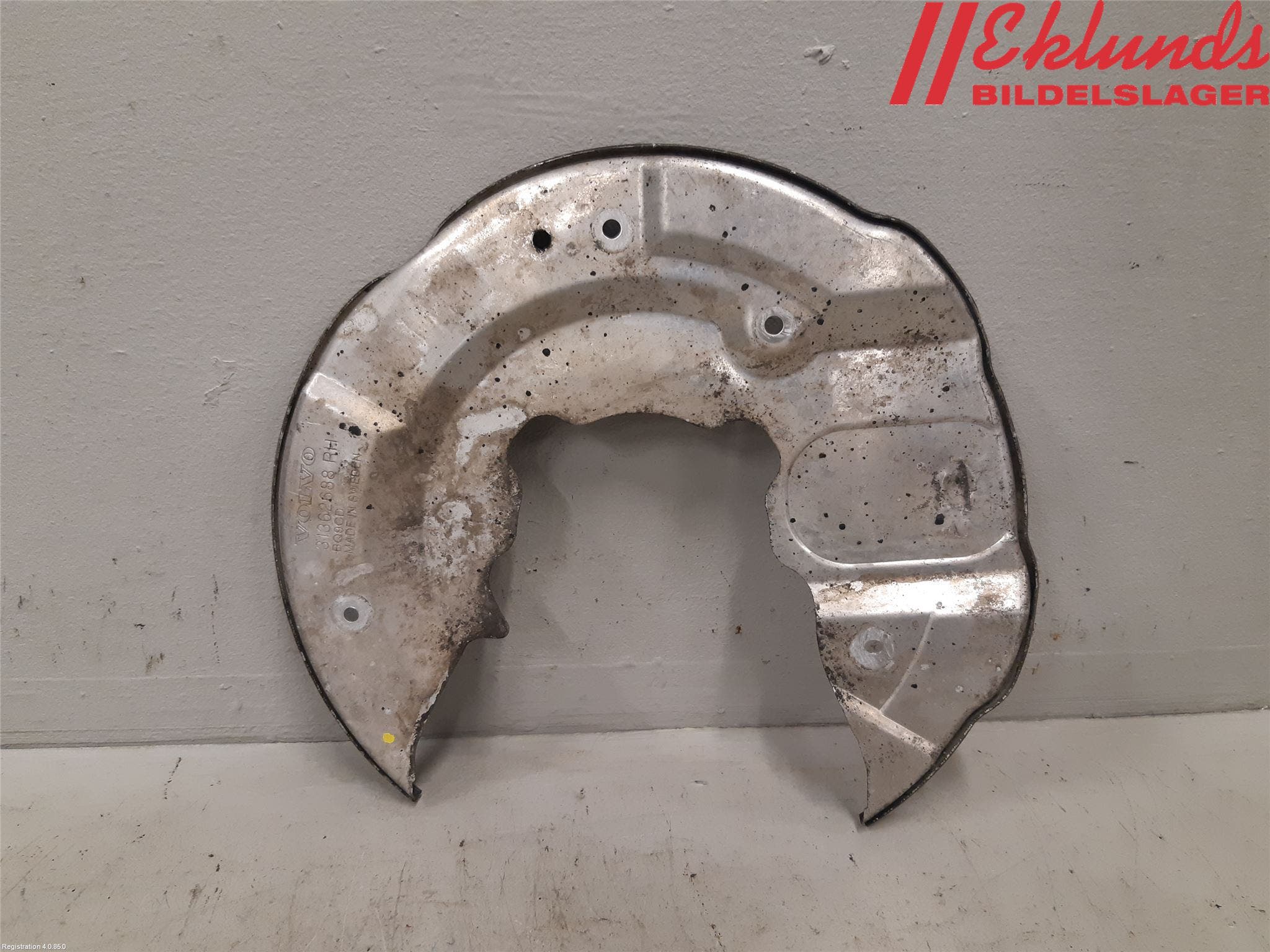 Volvo V60 19- Bromssköld Fram