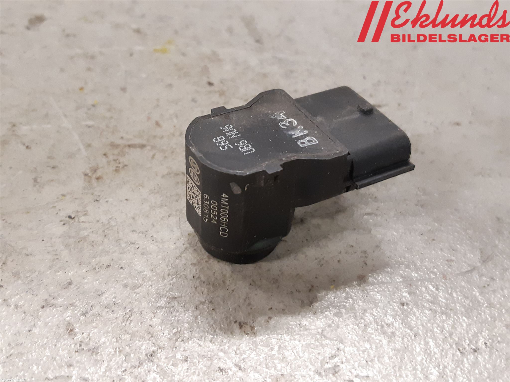 Hyundai i40 08-15 Parkeringshjälp Frontsensor