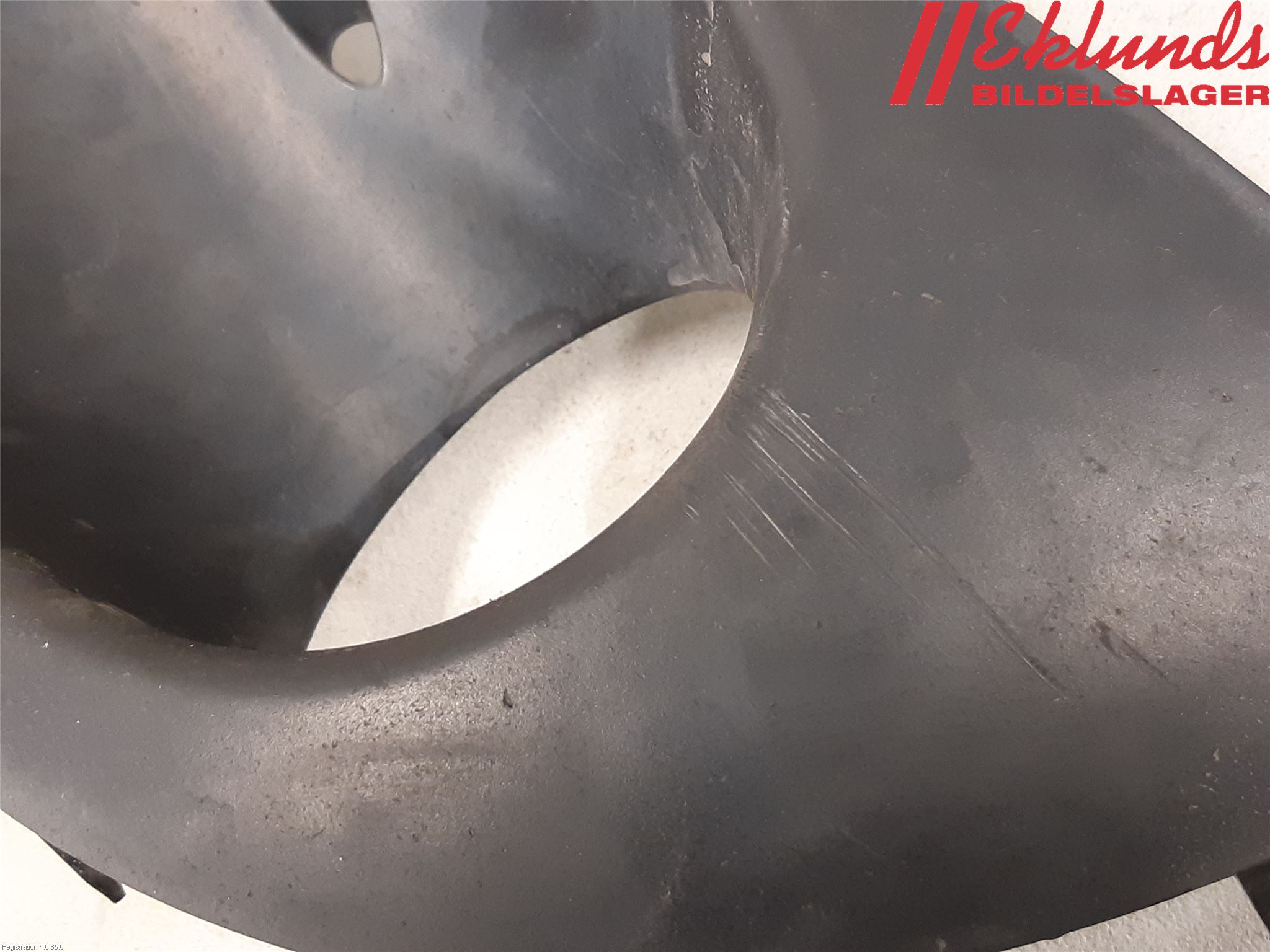 Saab 9-5     06-10 Dimljussarg Fram