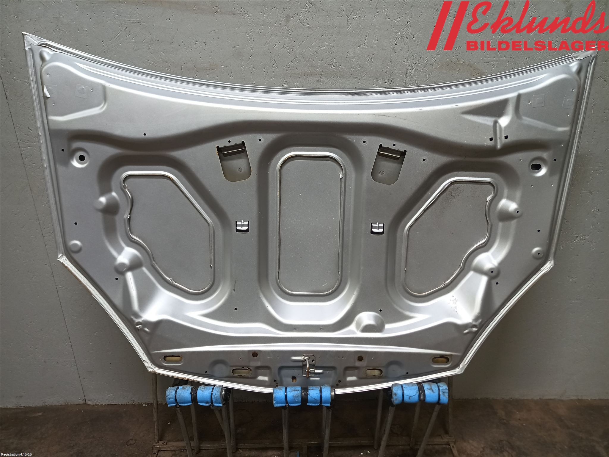 Dacia SANDERO 09-13 Huv Fram