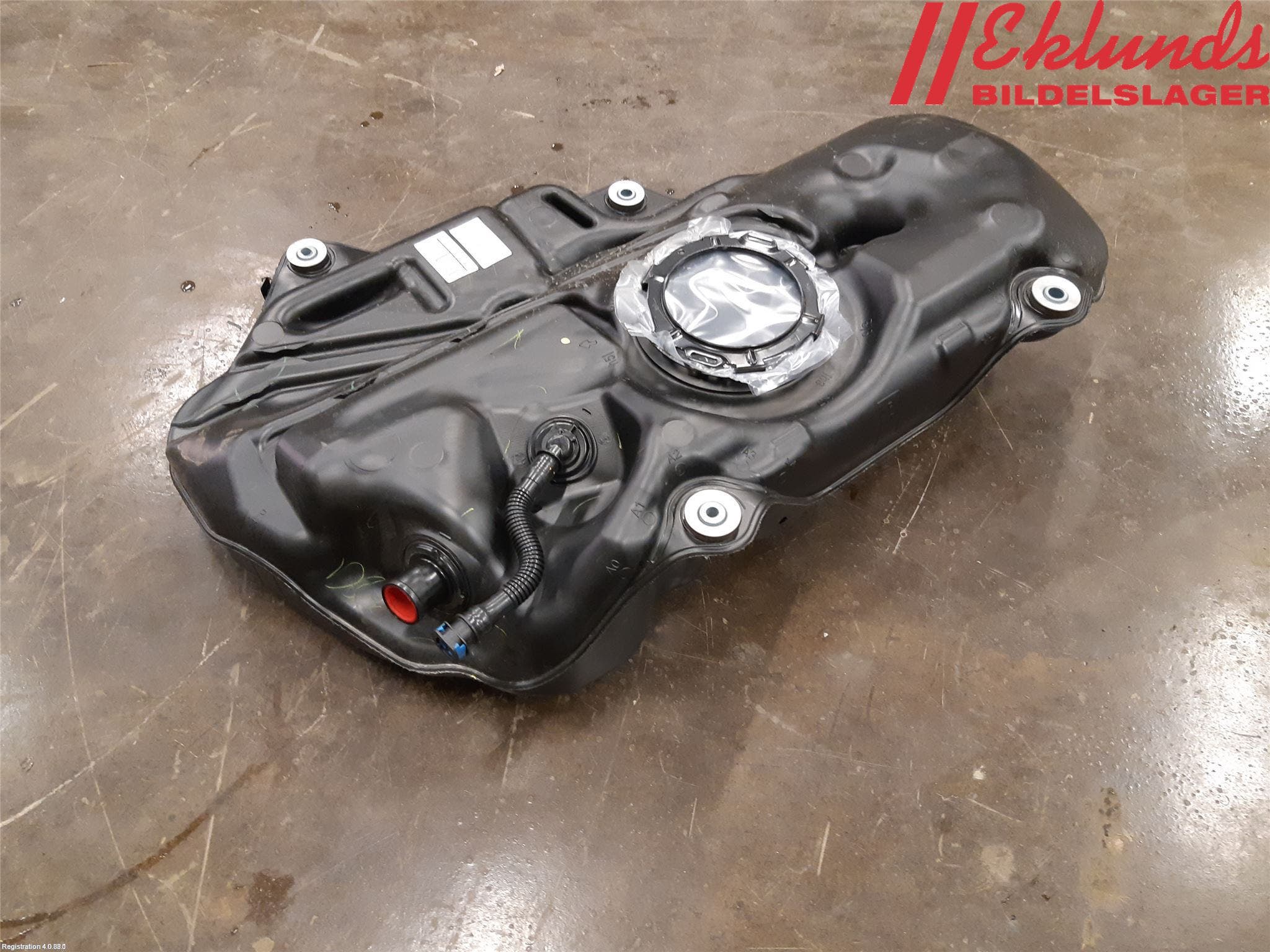 Toyota C-HR 16-23 Bränsletank