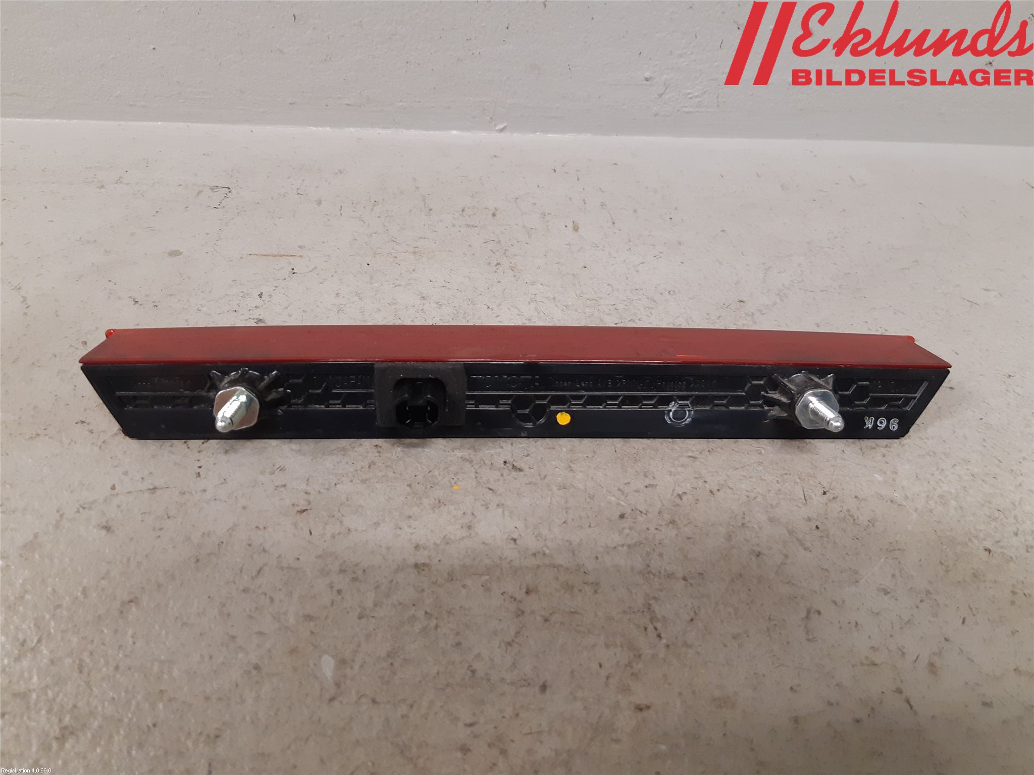 Toyota COROLLA 19- Bromsljus Bakruta