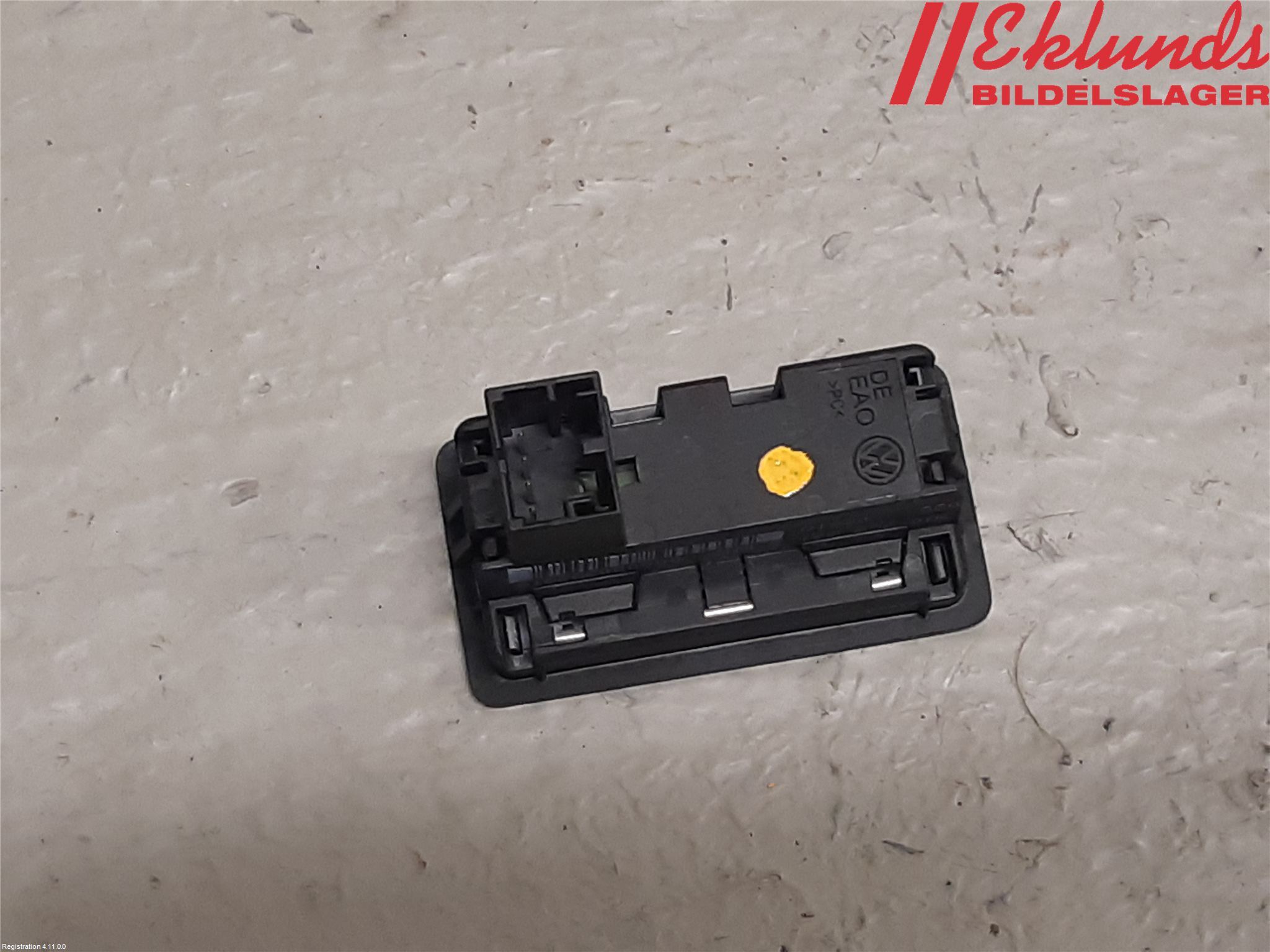 Volkswagen VW PASSAT 15-19 Strömställare Baklucka