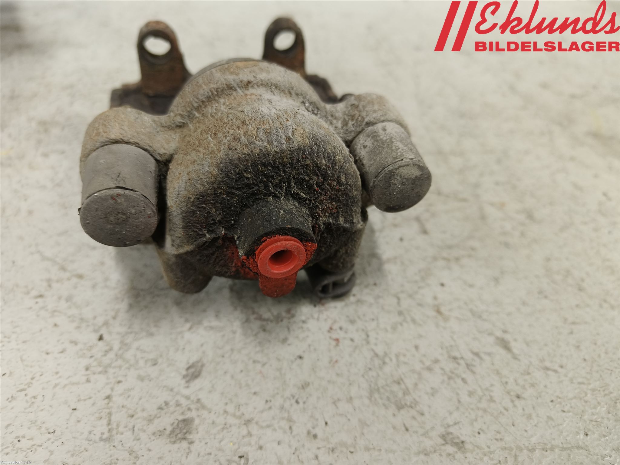 BMW 1 E87/81 5D/3D 03-11 Bromsok Bak Vänster