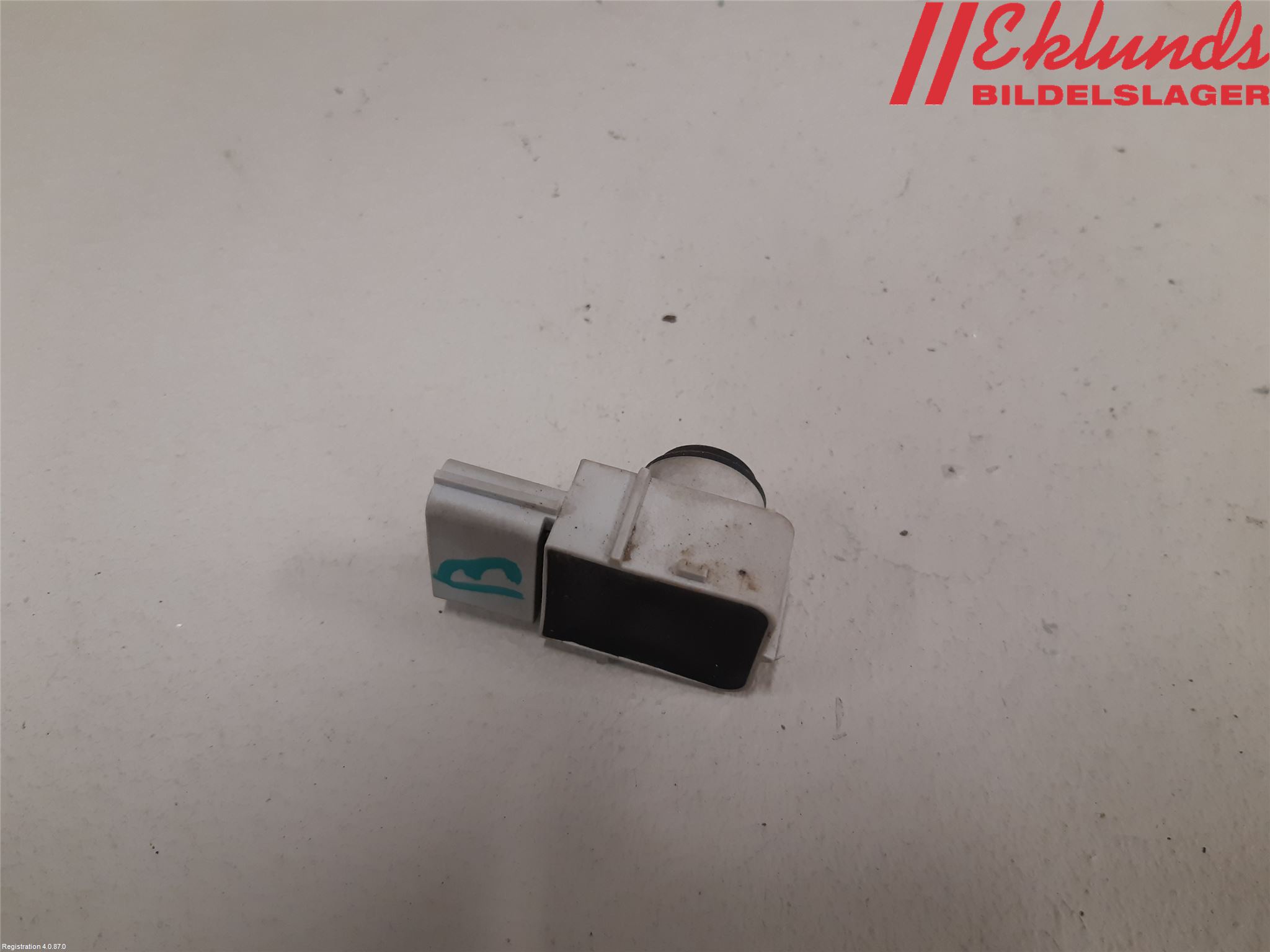 Kia SOUL 09- Parkeringshjälp Backsensor