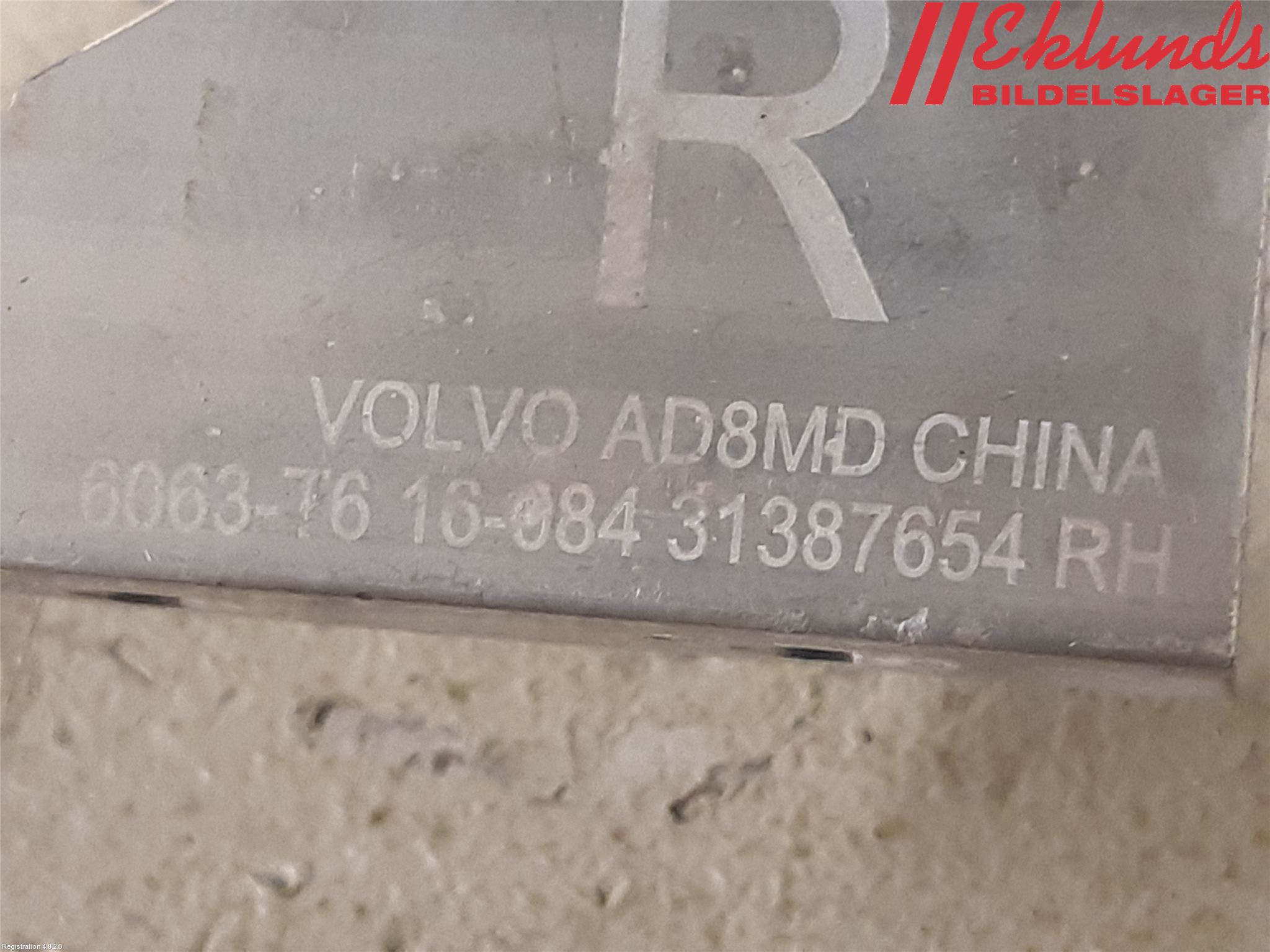 Volvo XC90/RECHARGE 16- Frontplåt