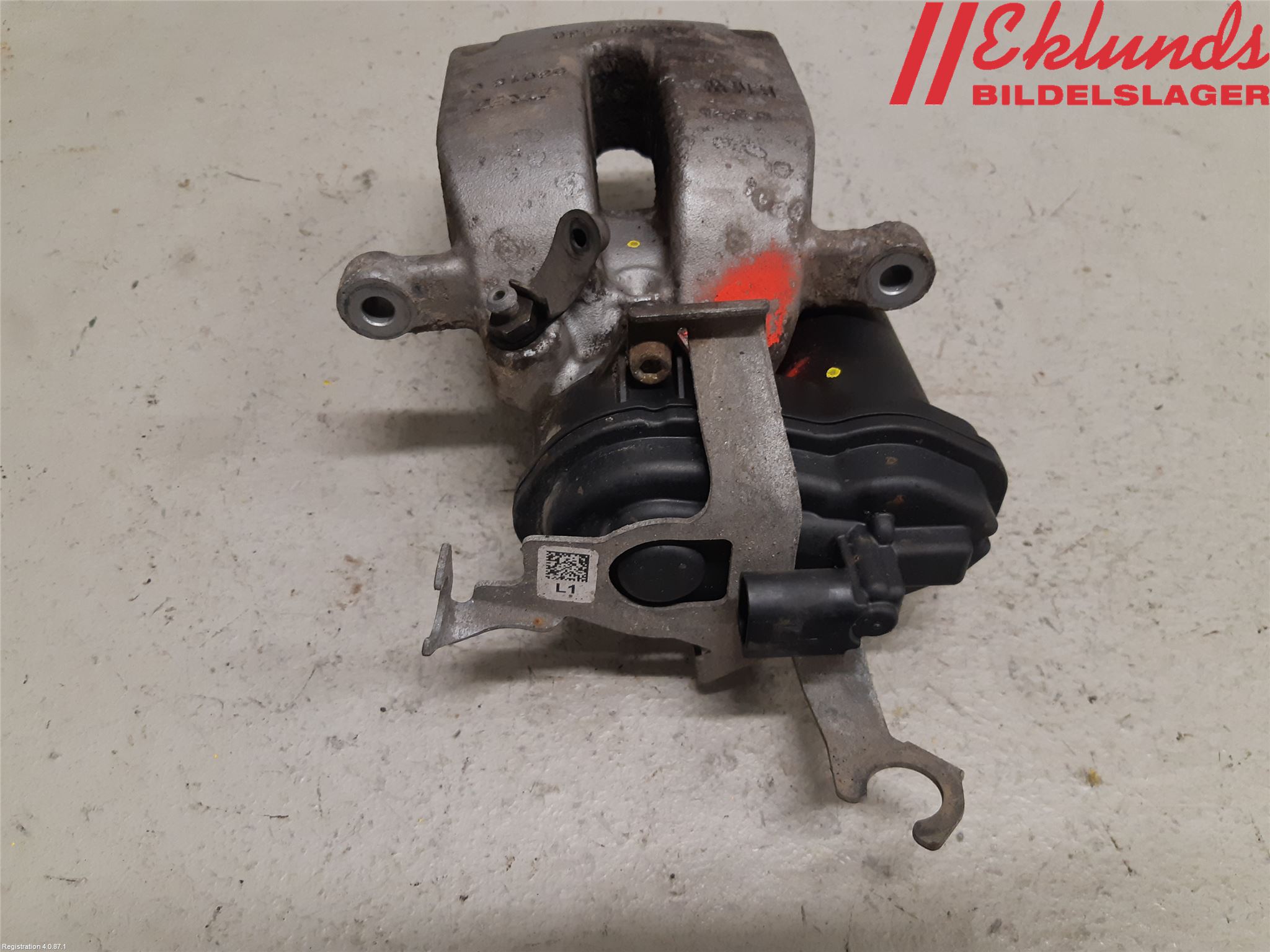BMW 5 G30/G31/F90 17-23 Bromsok Bak Vänster