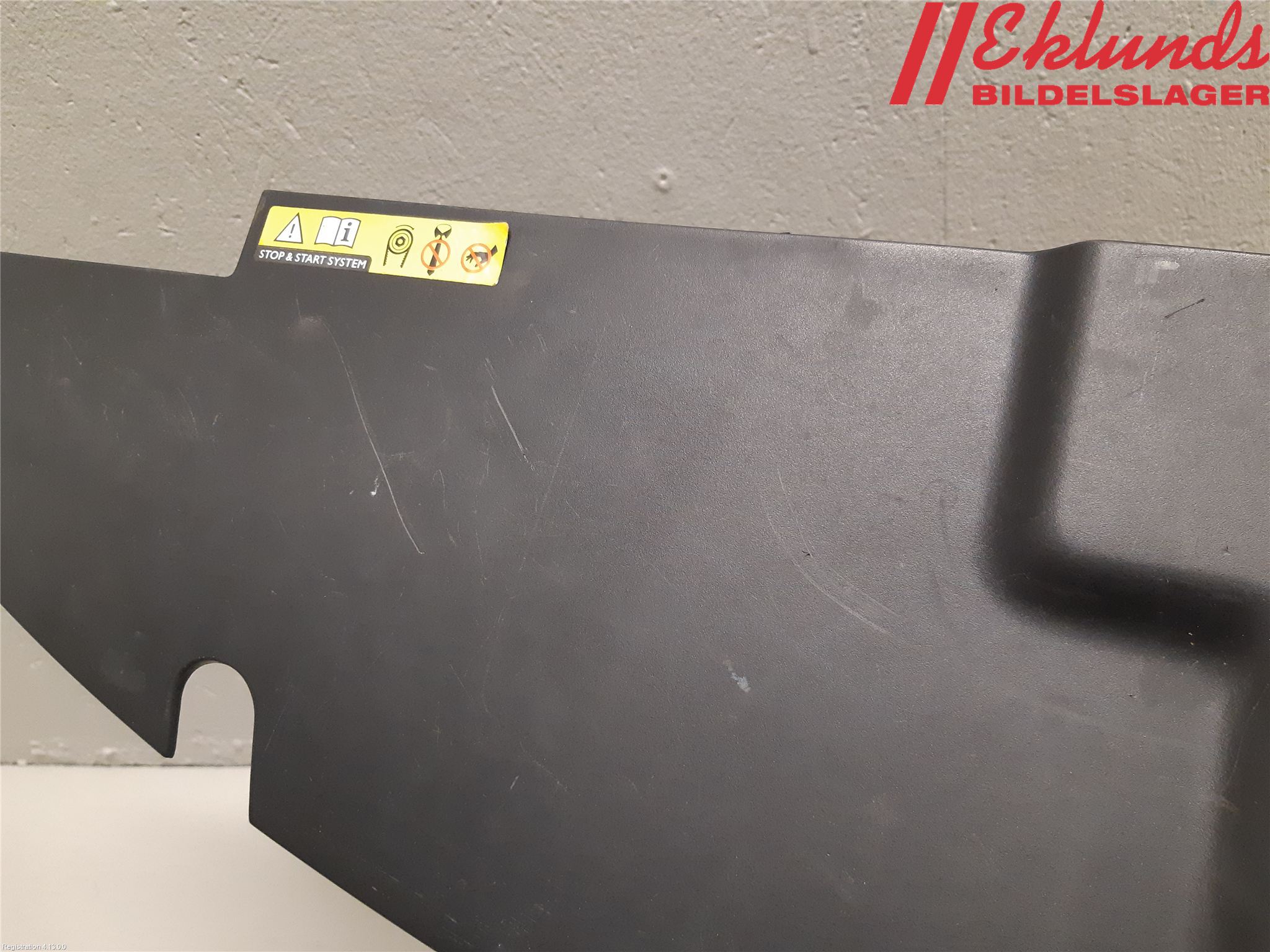 Citroen C4 GRAND PICASSO 14-18 Täckplast Front