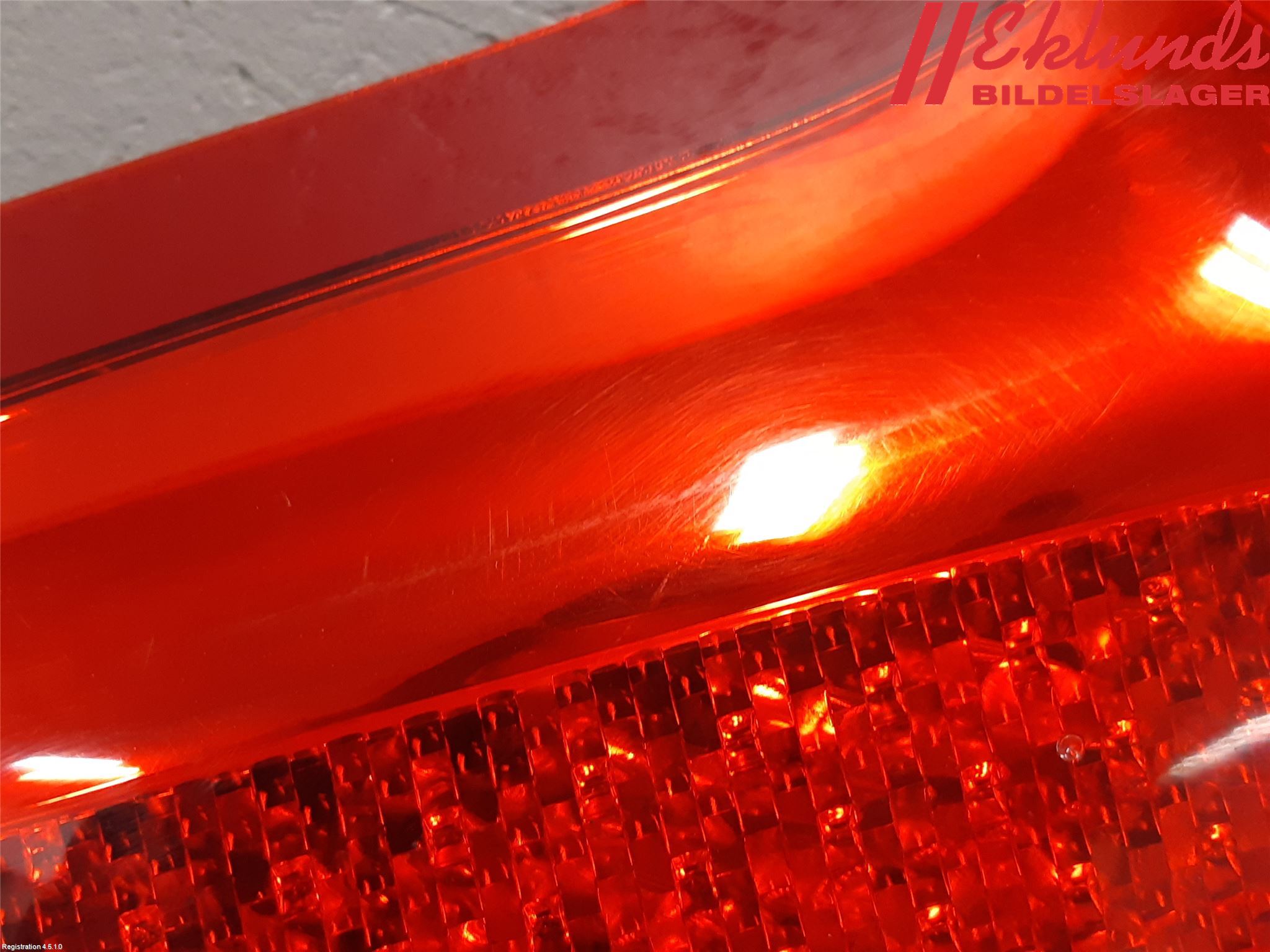 Volvo V70 08-13 Bakljus Lucka Hö